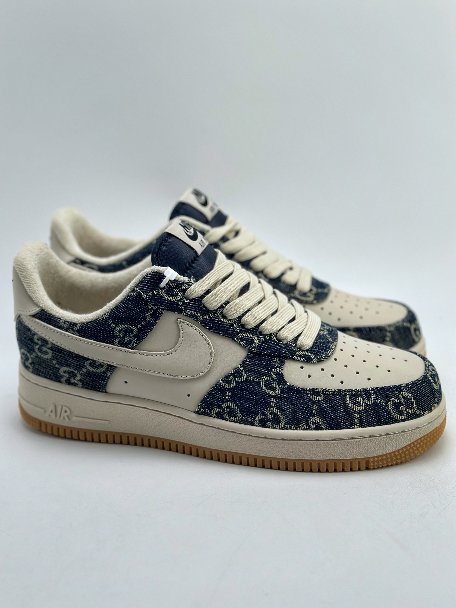 Nike Air Force 1 Low 07 x GUCCI Dirty Shoes