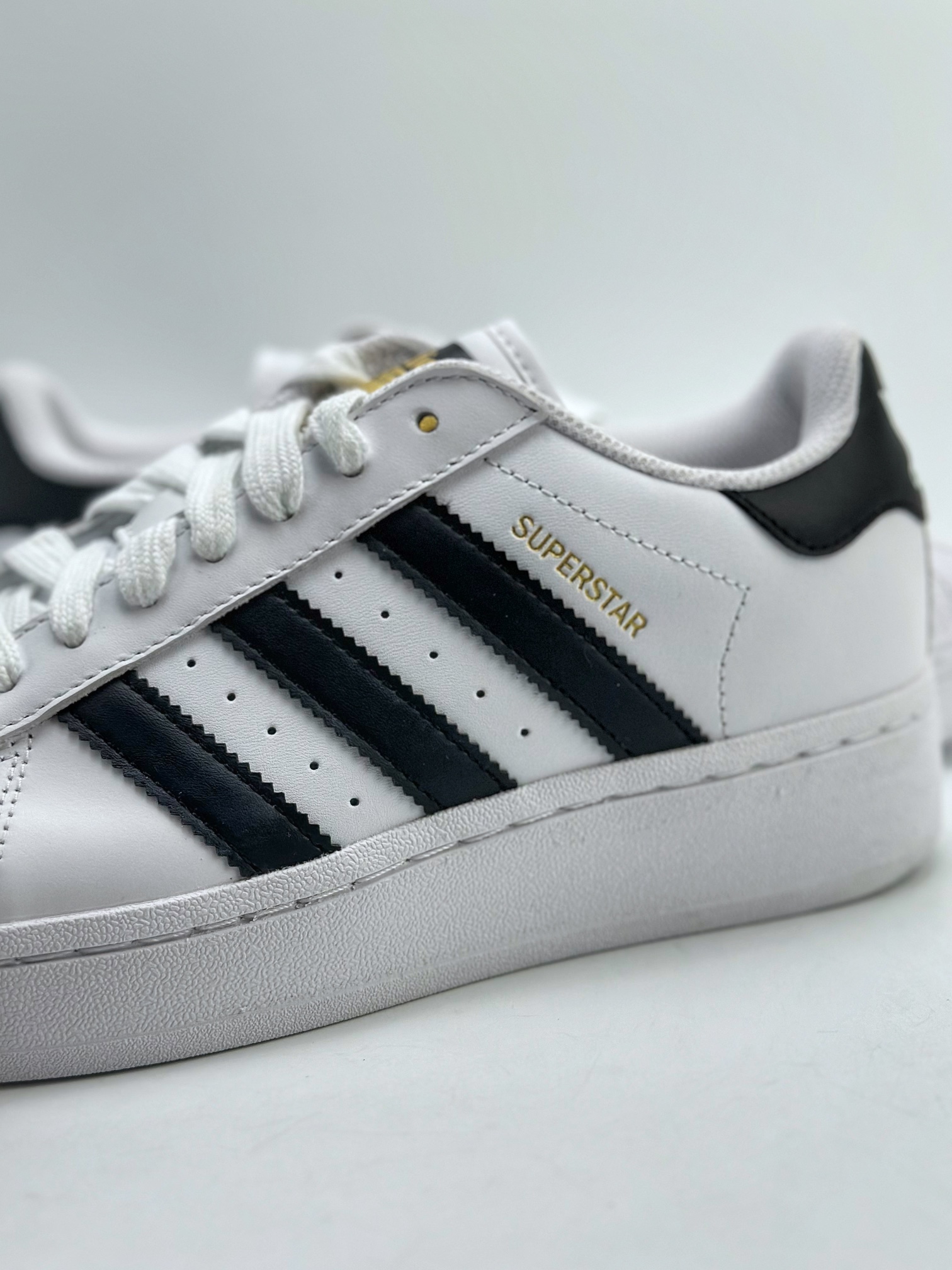 Adidas Originals Superstar XLG Shell Head Black and White IF9995