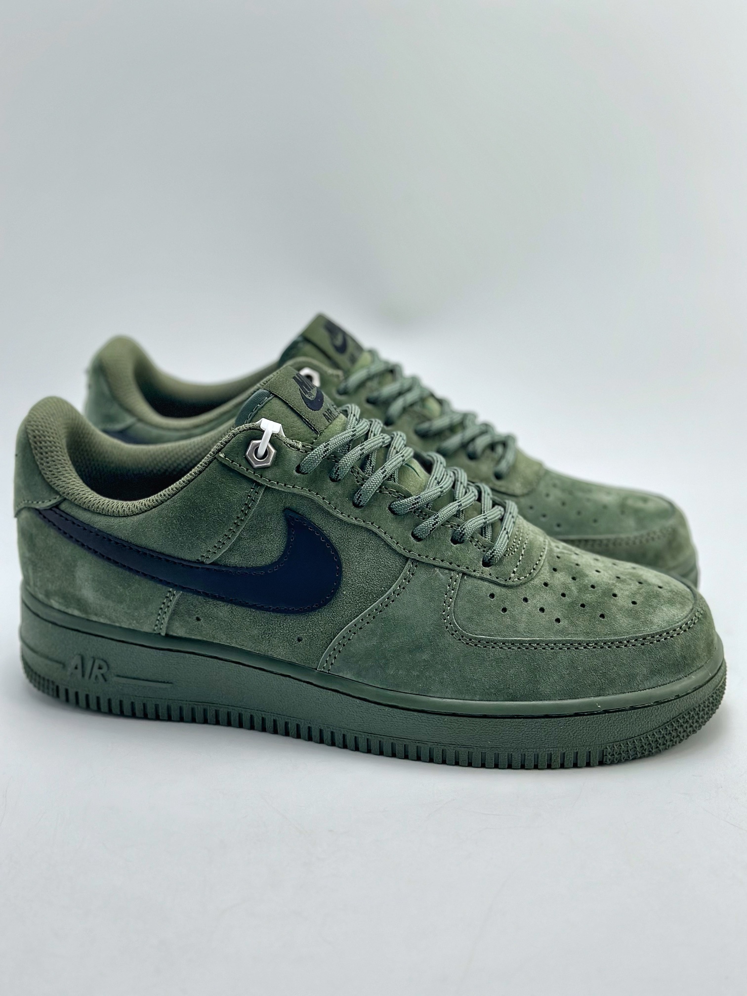 Nike Air Force 1 Low 07 Moss Green