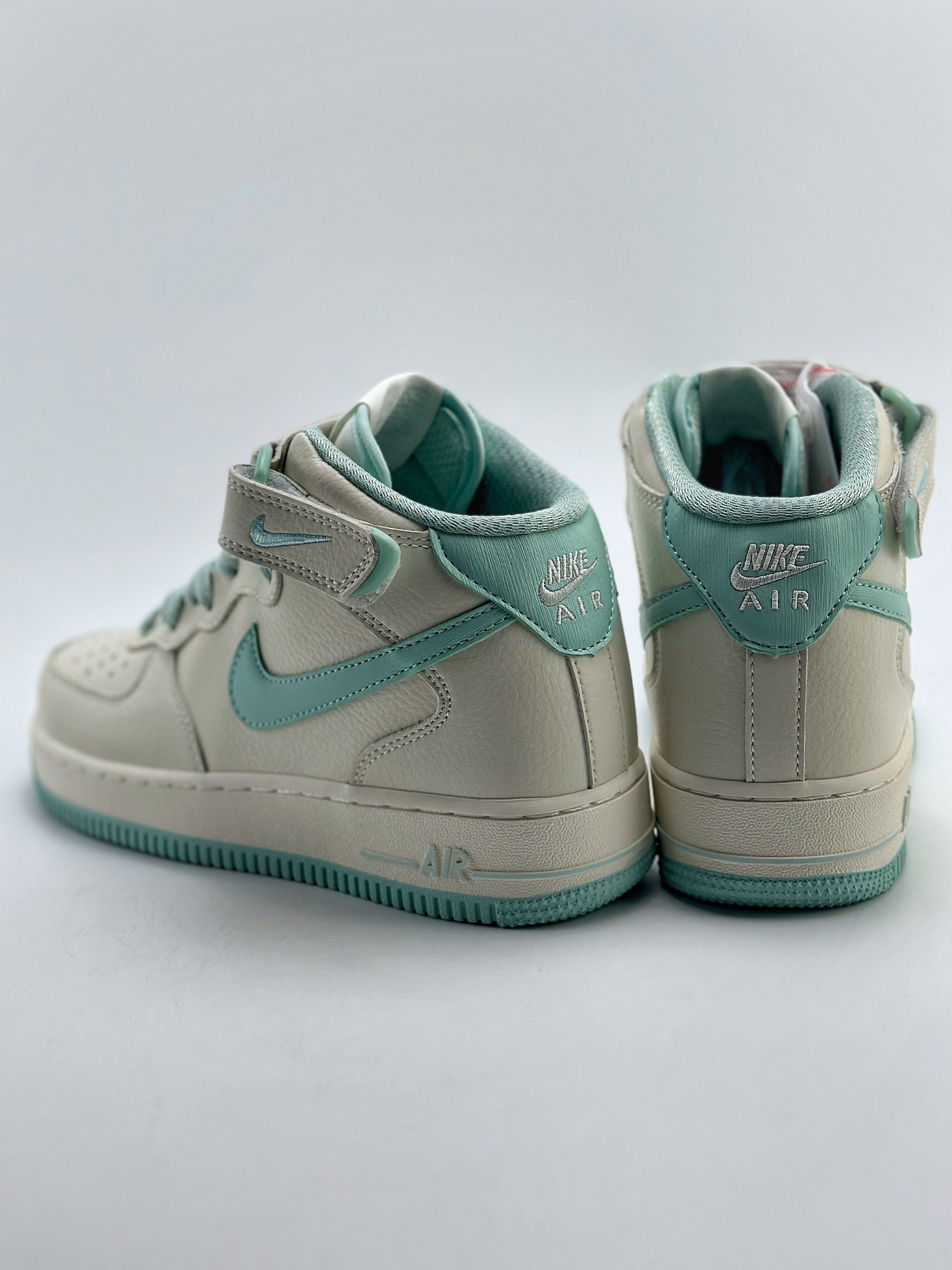 Nike Air Force 1 Mid 07 白蒂芙尼蓝 PA0920-708