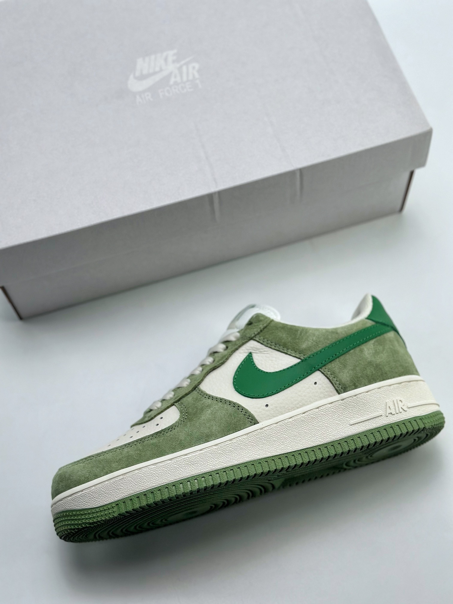 Nike Air Force 1 Low 07 White Matcha Green FF7795-111