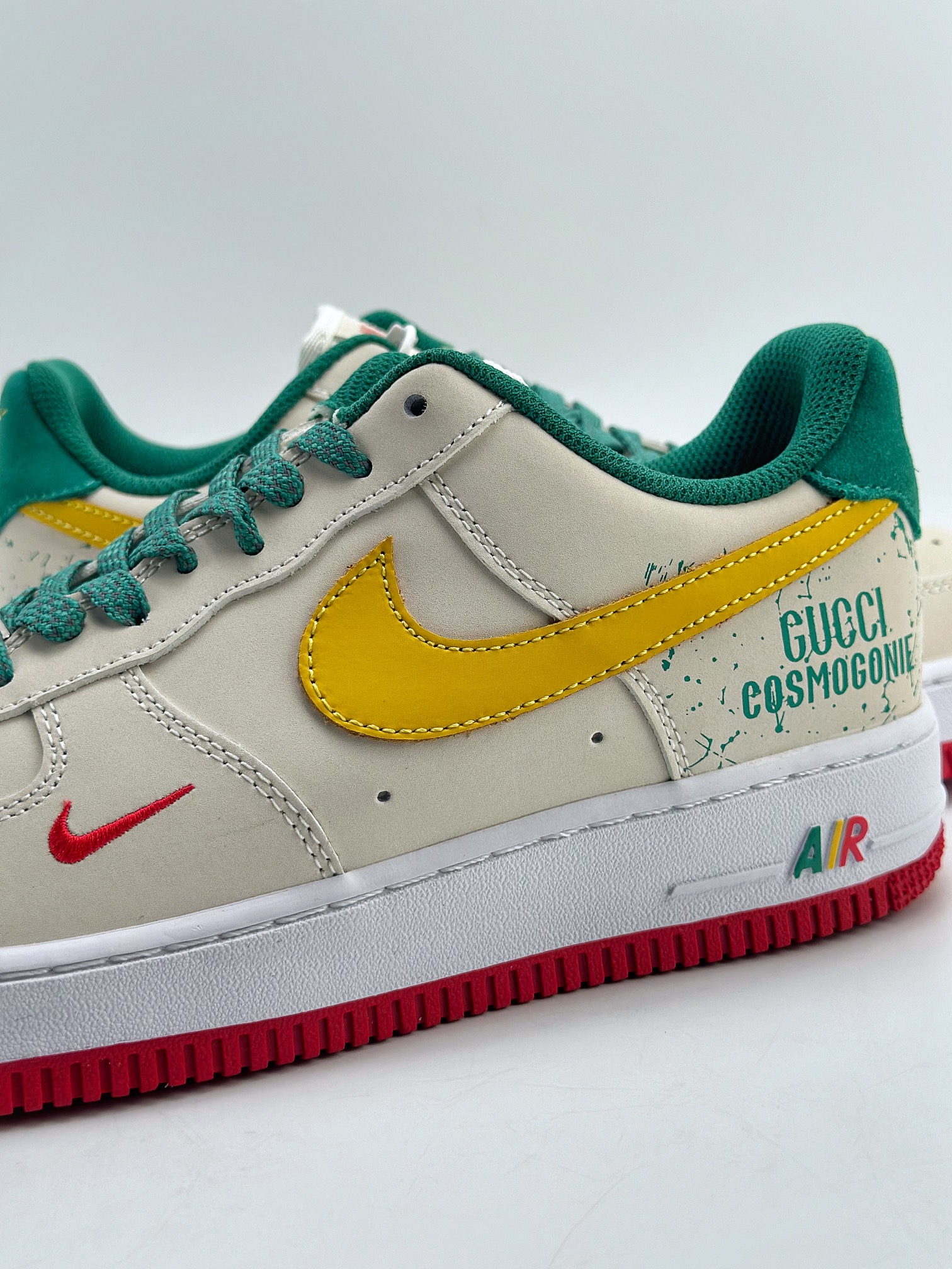 200 Nike Air Force 1 Low 07 米白黄绿双勾 HX123-002