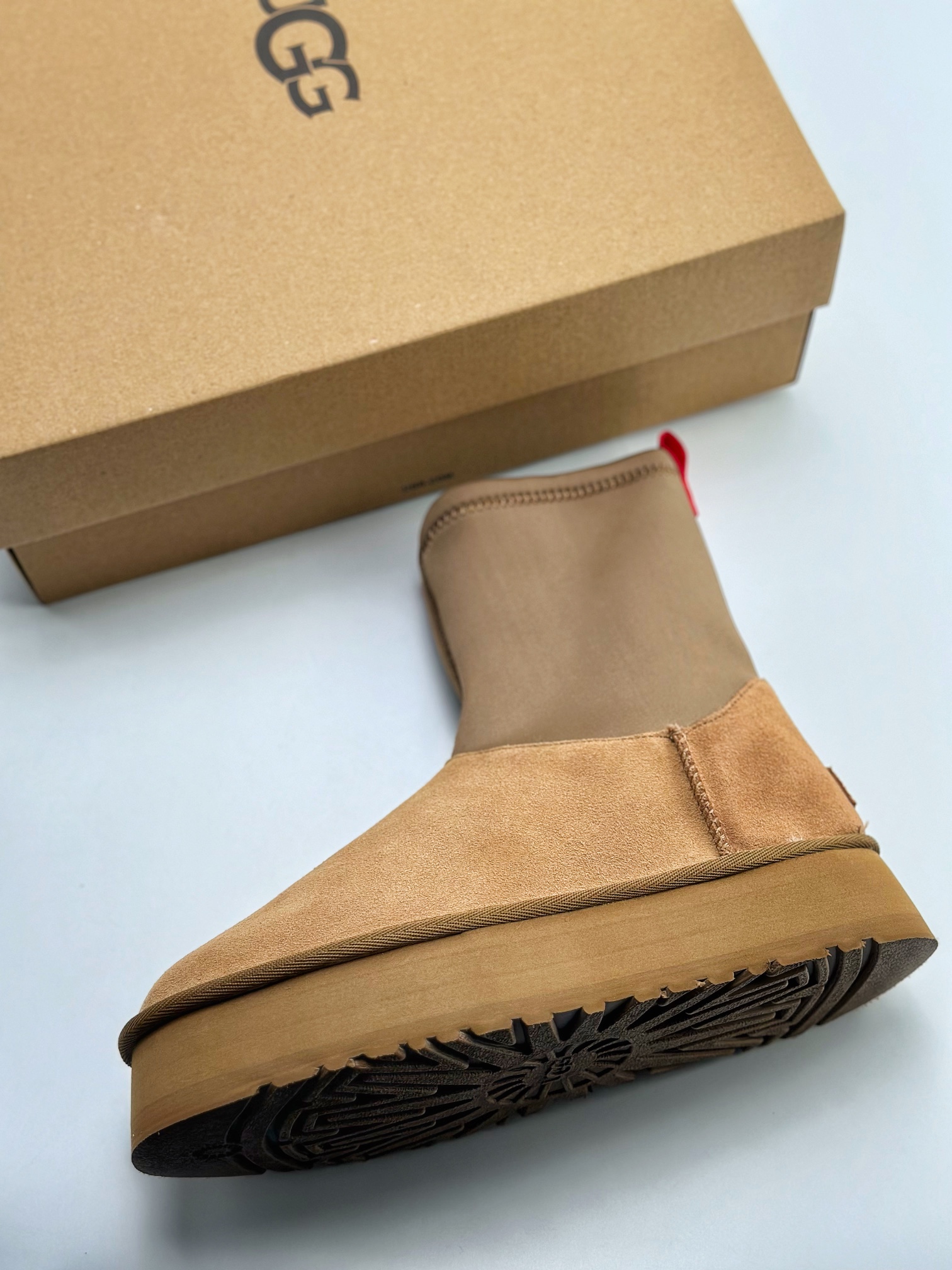 240 UGG Classic Dipper 2023新款迪普靴