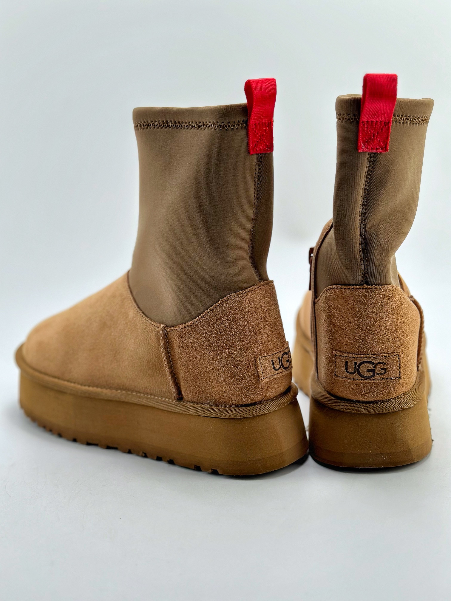 240 UGG Classic Dipper 2023新款迪普靴