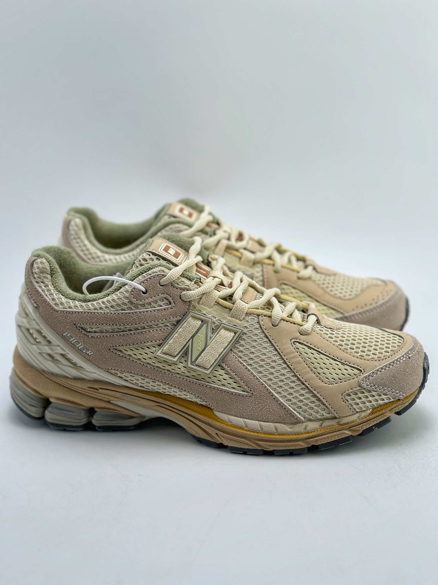 220 New Balance M1906系列 复古单品宝藏老爹鞋款 M1906RAULFZ