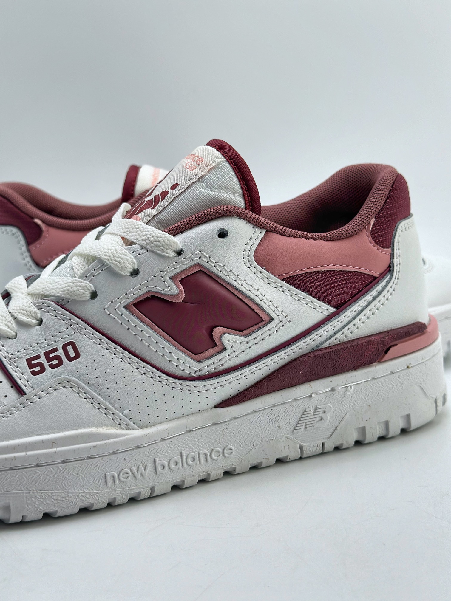 190 New Balance BB550 复古跑鞋 系列复古休闲运动慢跑鞋 BBW550DP