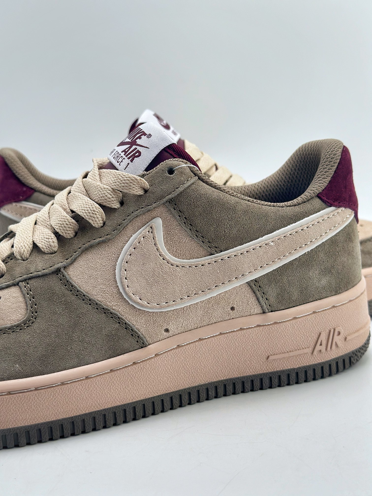 260 Nike Air Force 1 Low 07 麂皮棕绿 AV0383-229