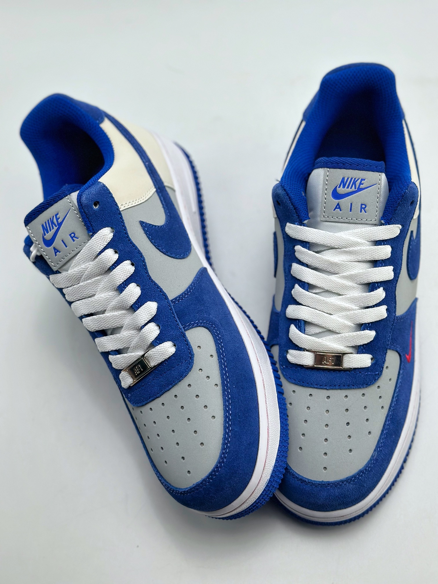 Nike Air Force 1 Low 07 x Burberry White Sapphire Blue HX123-001