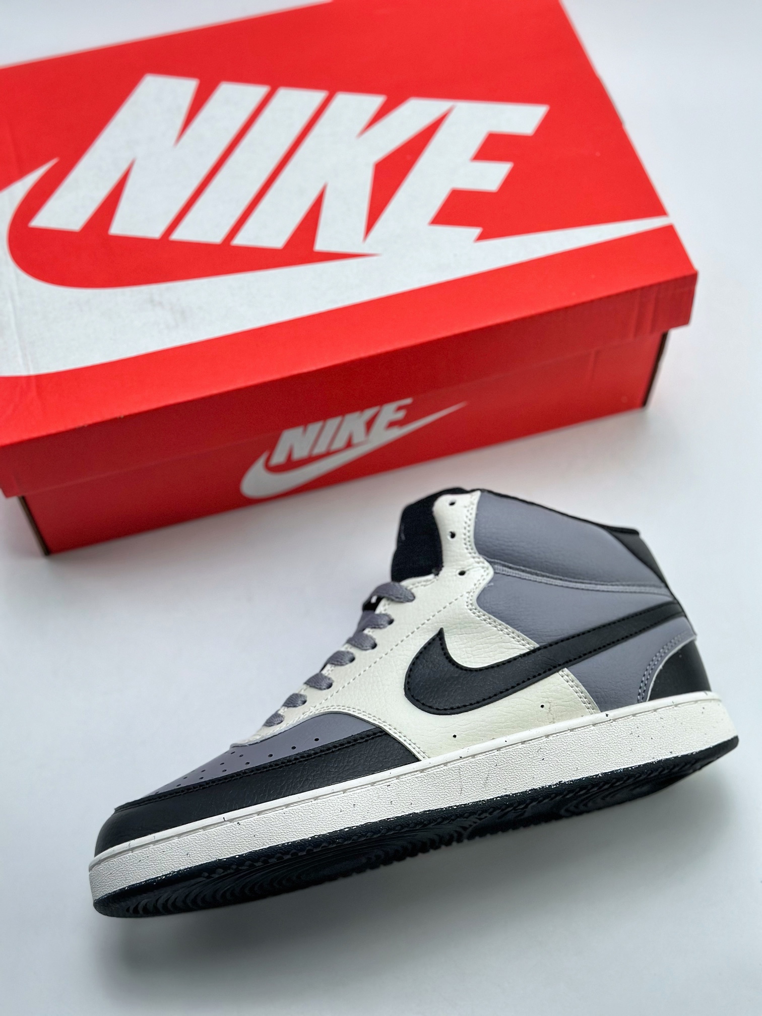 150 Nike Court Vision High 米白黑灰 休闲运动板鞋 DN3577-002