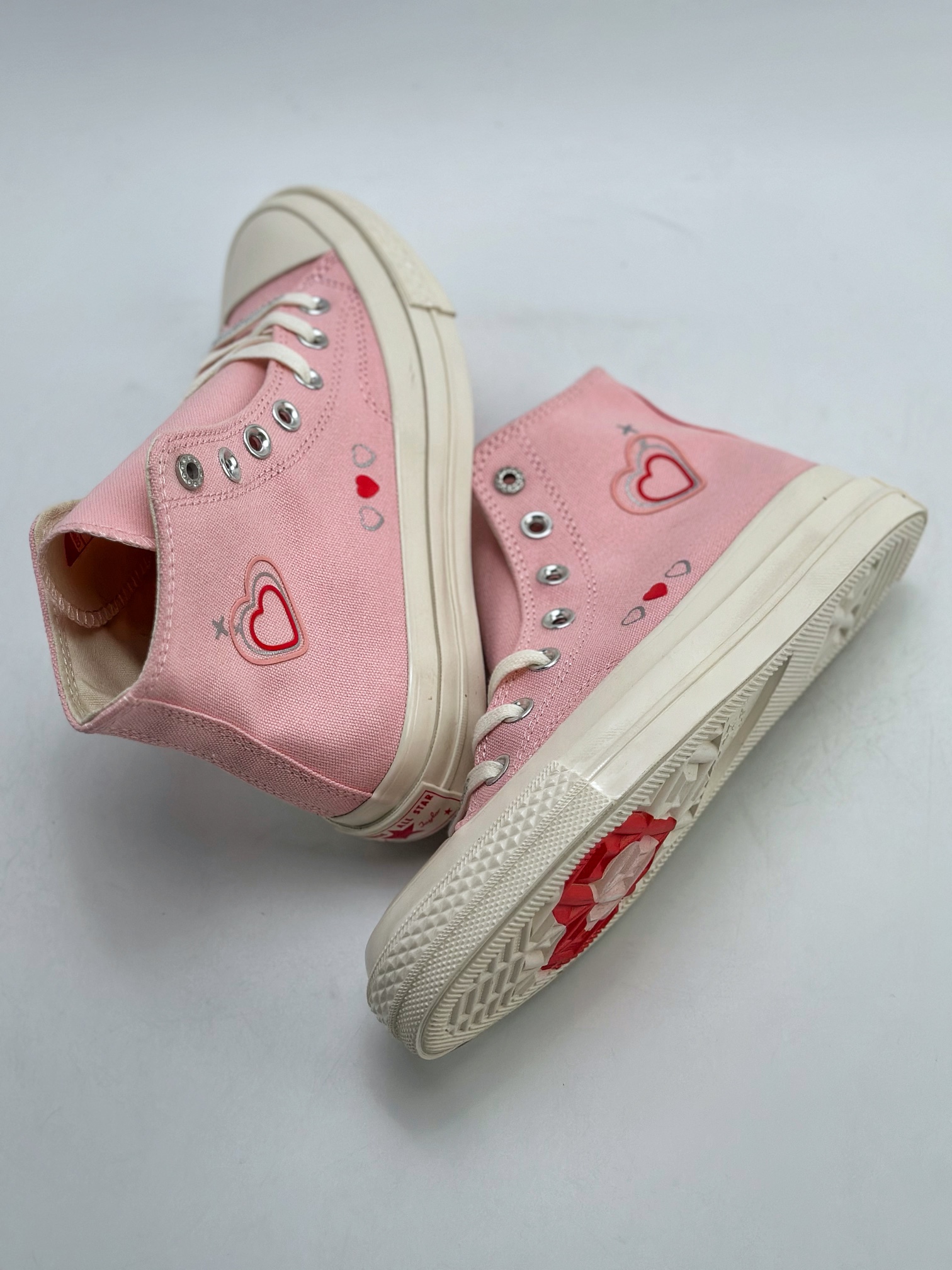 160 Converse 24年情人节限定 帆布鞋面 舒适透心