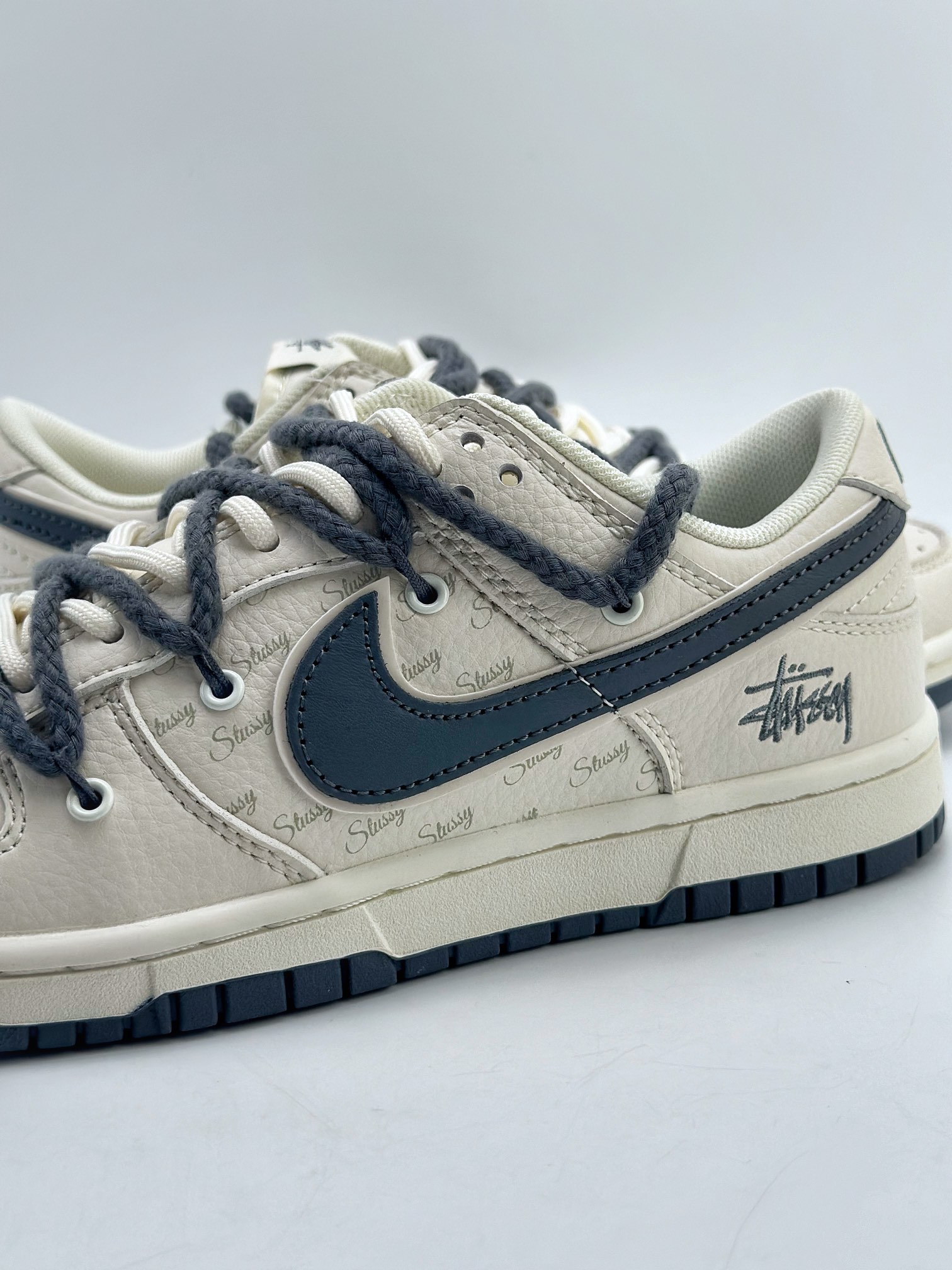 280 Nike SB Dunk Low x Stussy 斯图西 FC1688-140