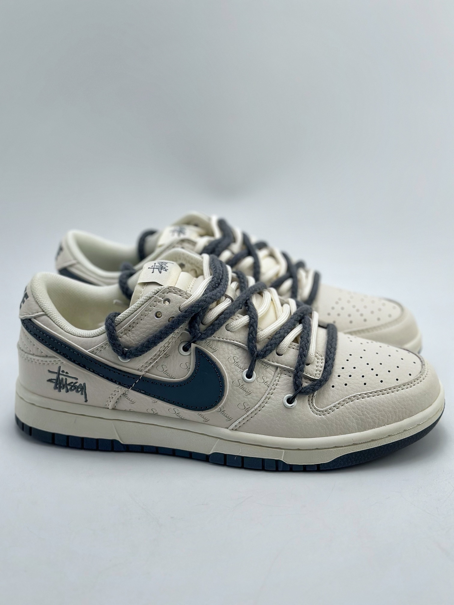 280 Nike SB Dunk Low x Stussy 斯图西 FC1688-140