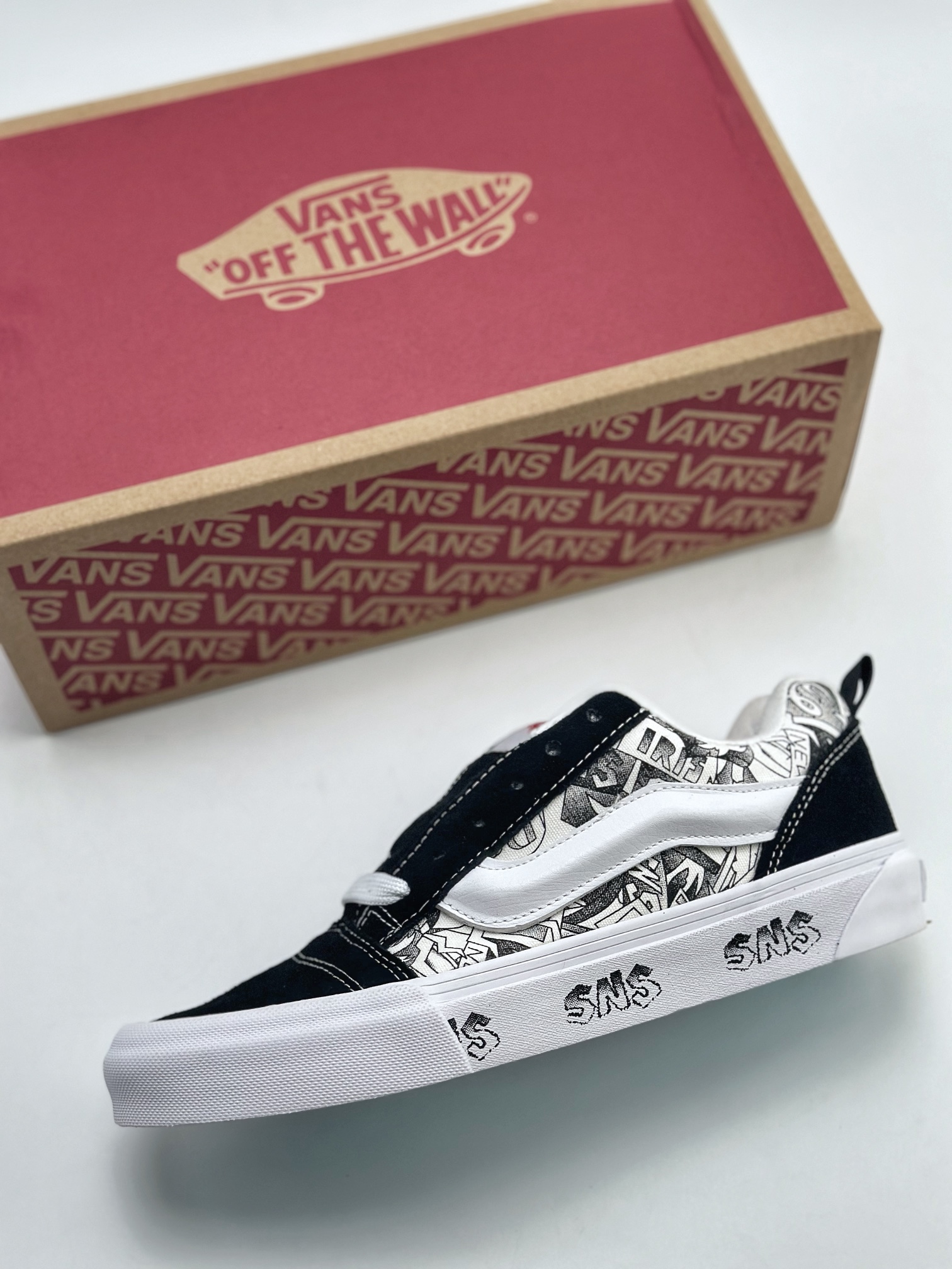 150 Vans Vault VLT Knu Skool LX SNS 高端联名黑白百搭复古板鞋