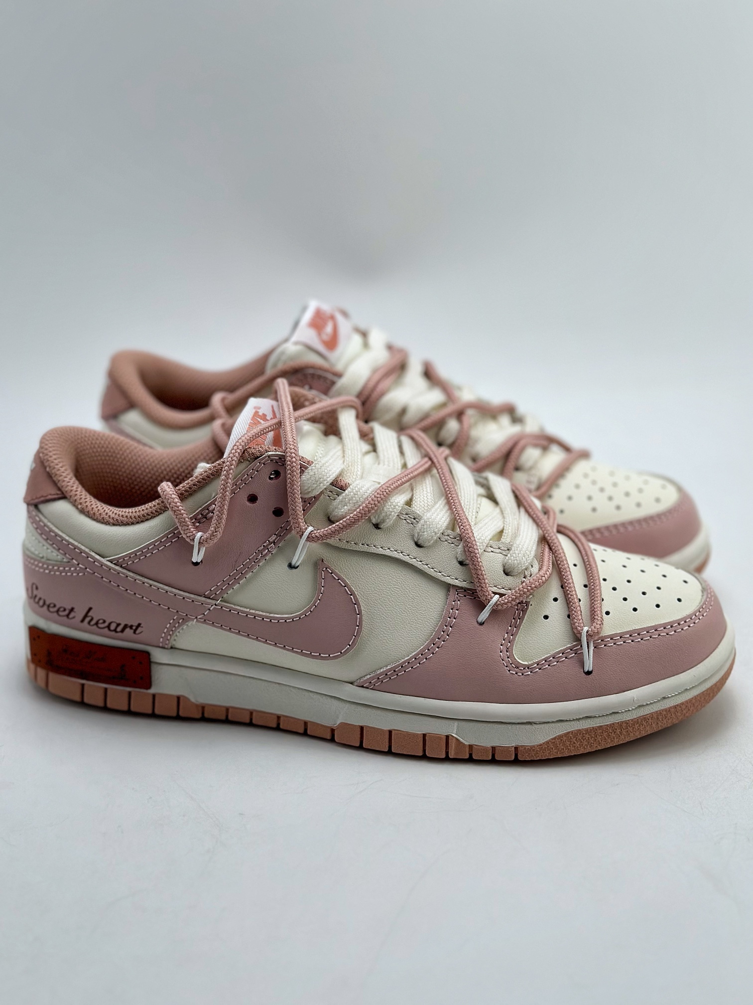 260 Nike SB Dunk Low 甜心解构 玫瑰粉 DD1503-118