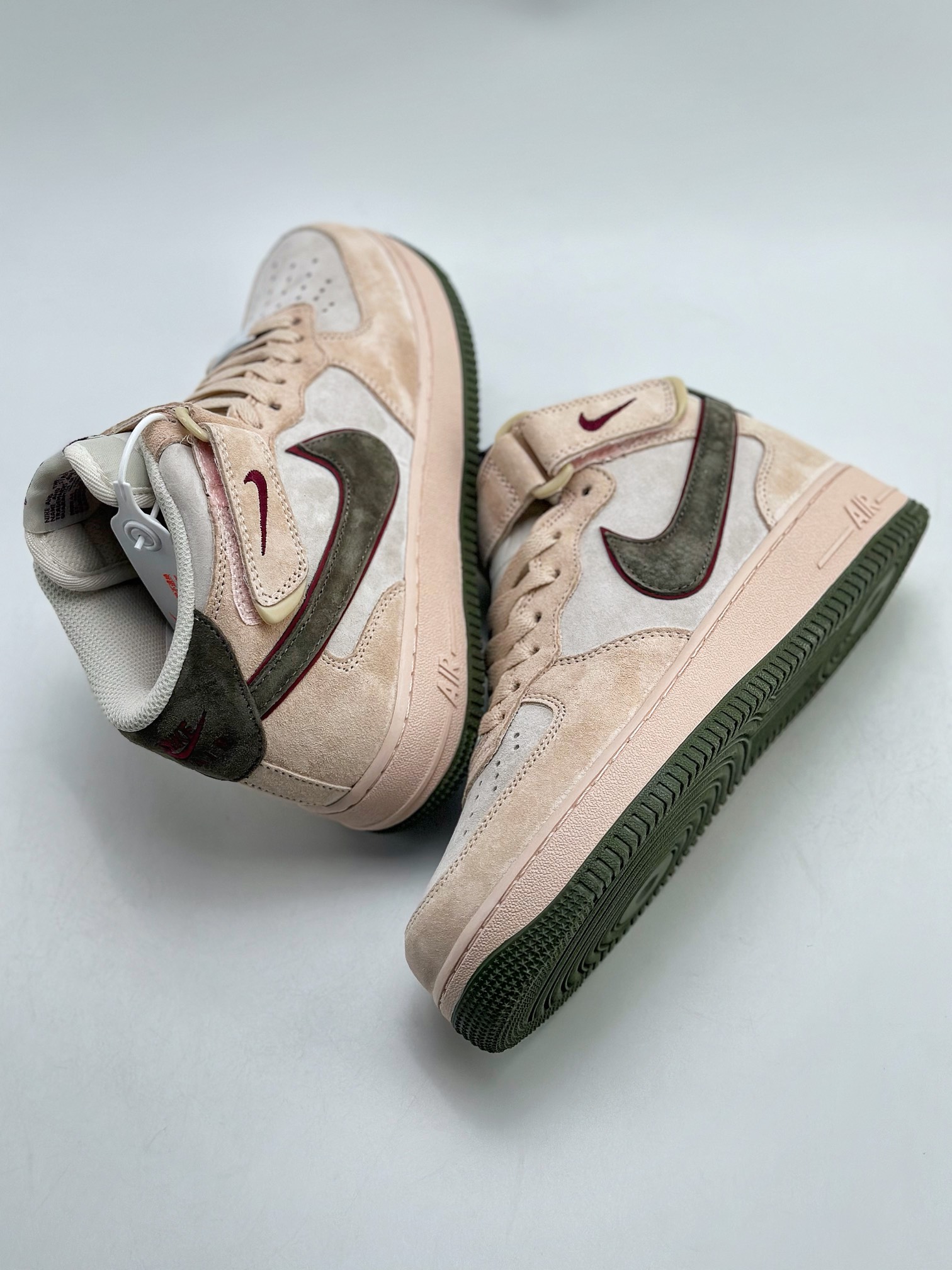 280 Nike Air Force 1 Mid 07 路飞粉棕麂皮 CG9908-101