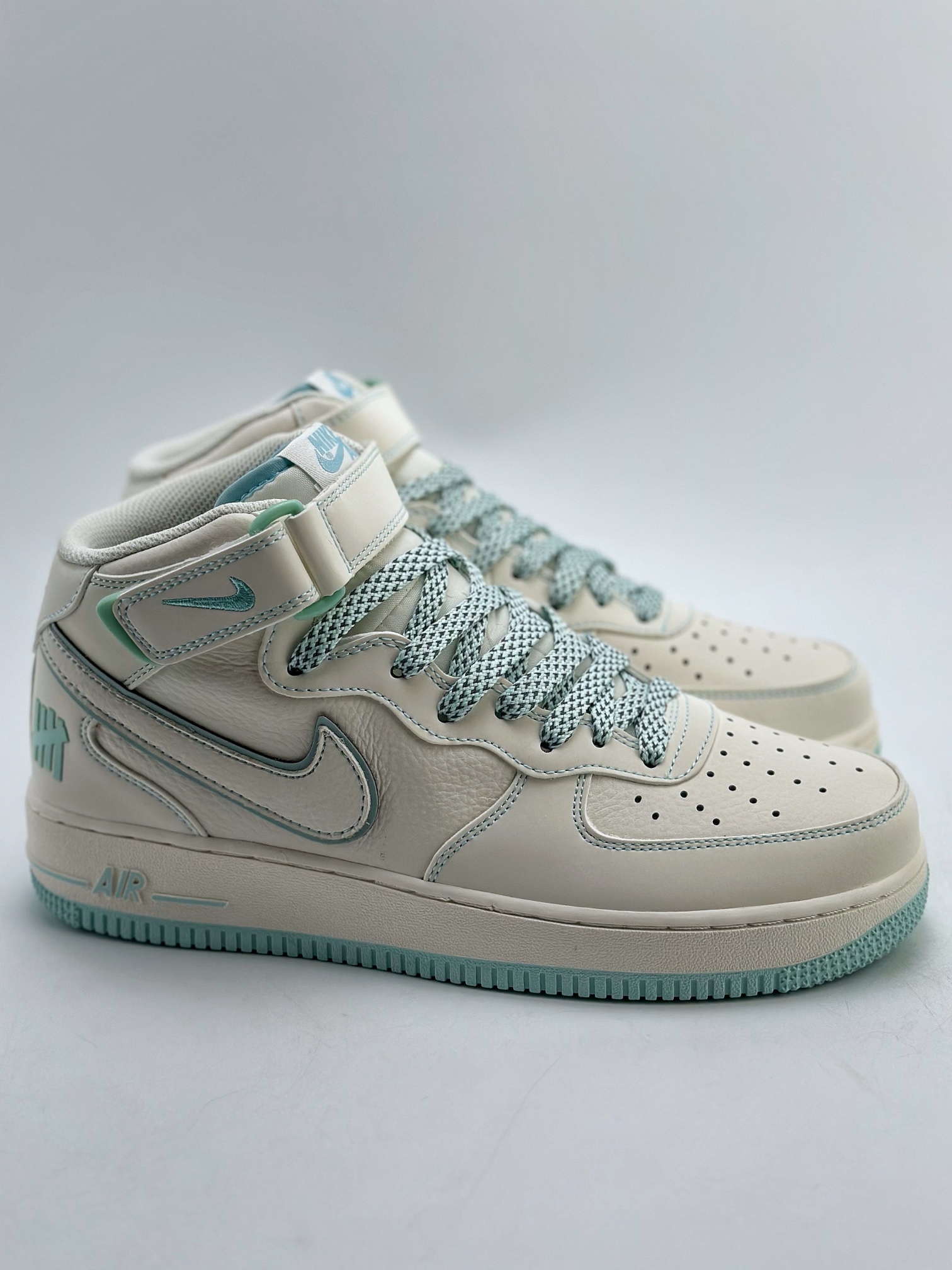 260 Nike Air Force 1 Mid 07 白青满天星 GB5969-002