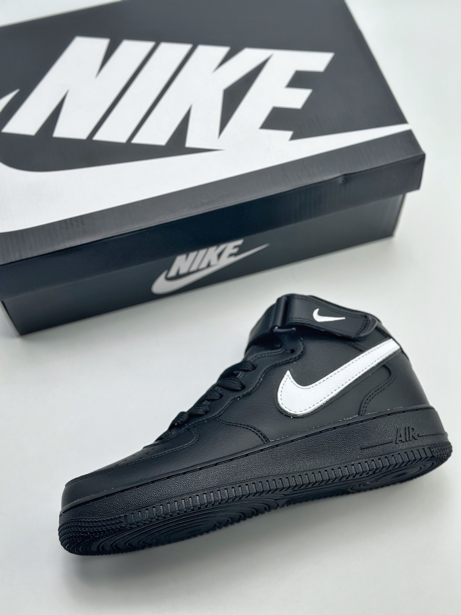 Nike Air Force 1 Mid 07 Black and White HK5622-955