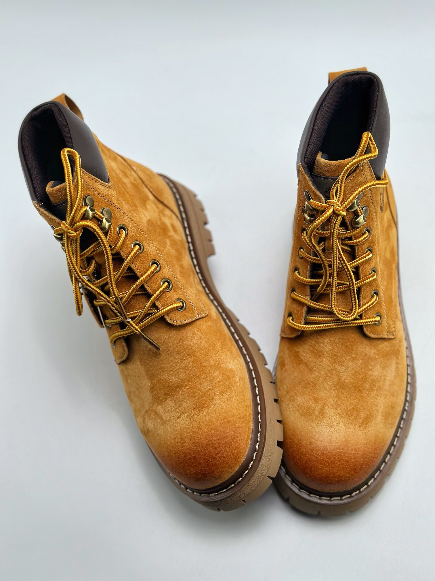 New arrival #Timberland Timberland outdoor high top casual yellow boots series