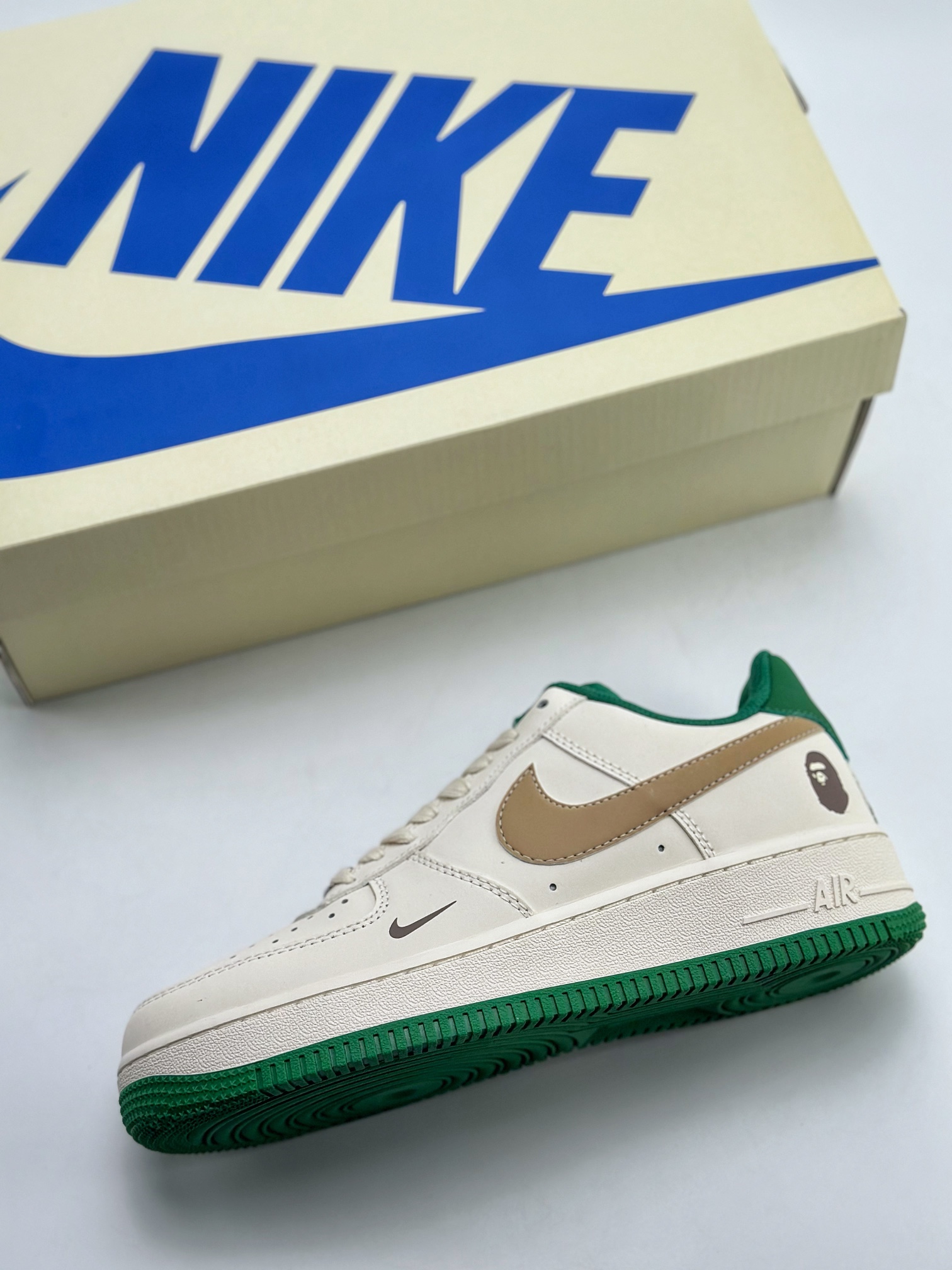 Nike Air Force 1 Low 07 x BAPE Platinum Green HX123-007