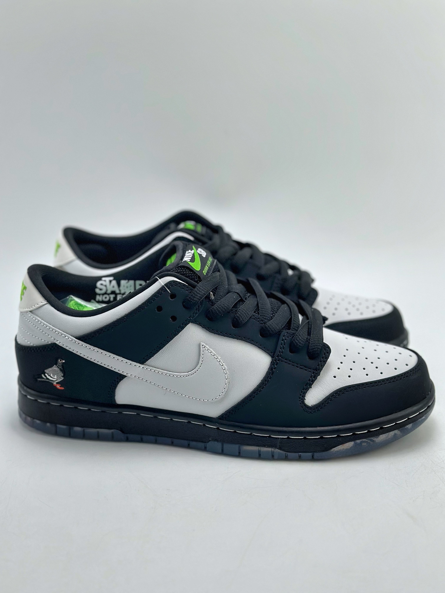 NIKE SB Dunk Low x Staple Pro OG QS Black Pigeon BV1310-013