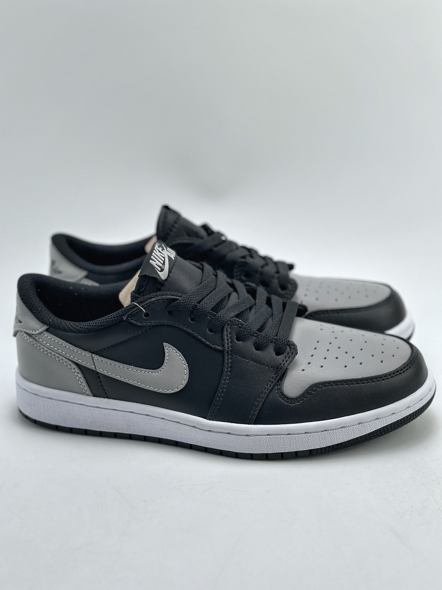 200 Air Jordan 1 Retro Low OG "Shadow" 黑灰 CZ0790-003