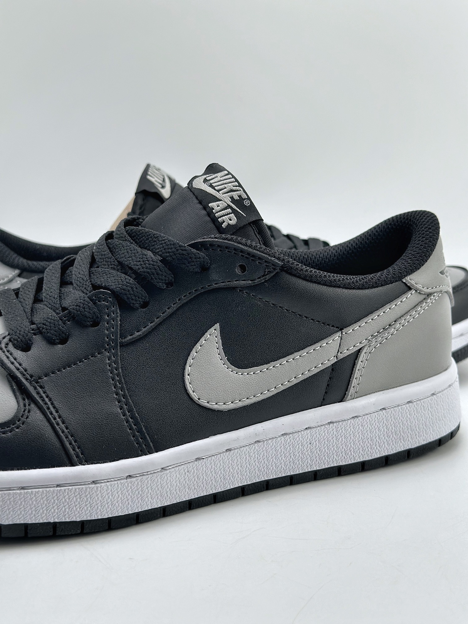 200 Air Jordan 1 Retro Low OG "Shadow" 黑灰 CZ0790-003