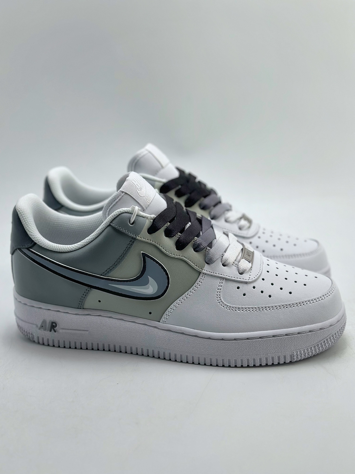 240 Nike Air Force 1 Low 07 极简手绘