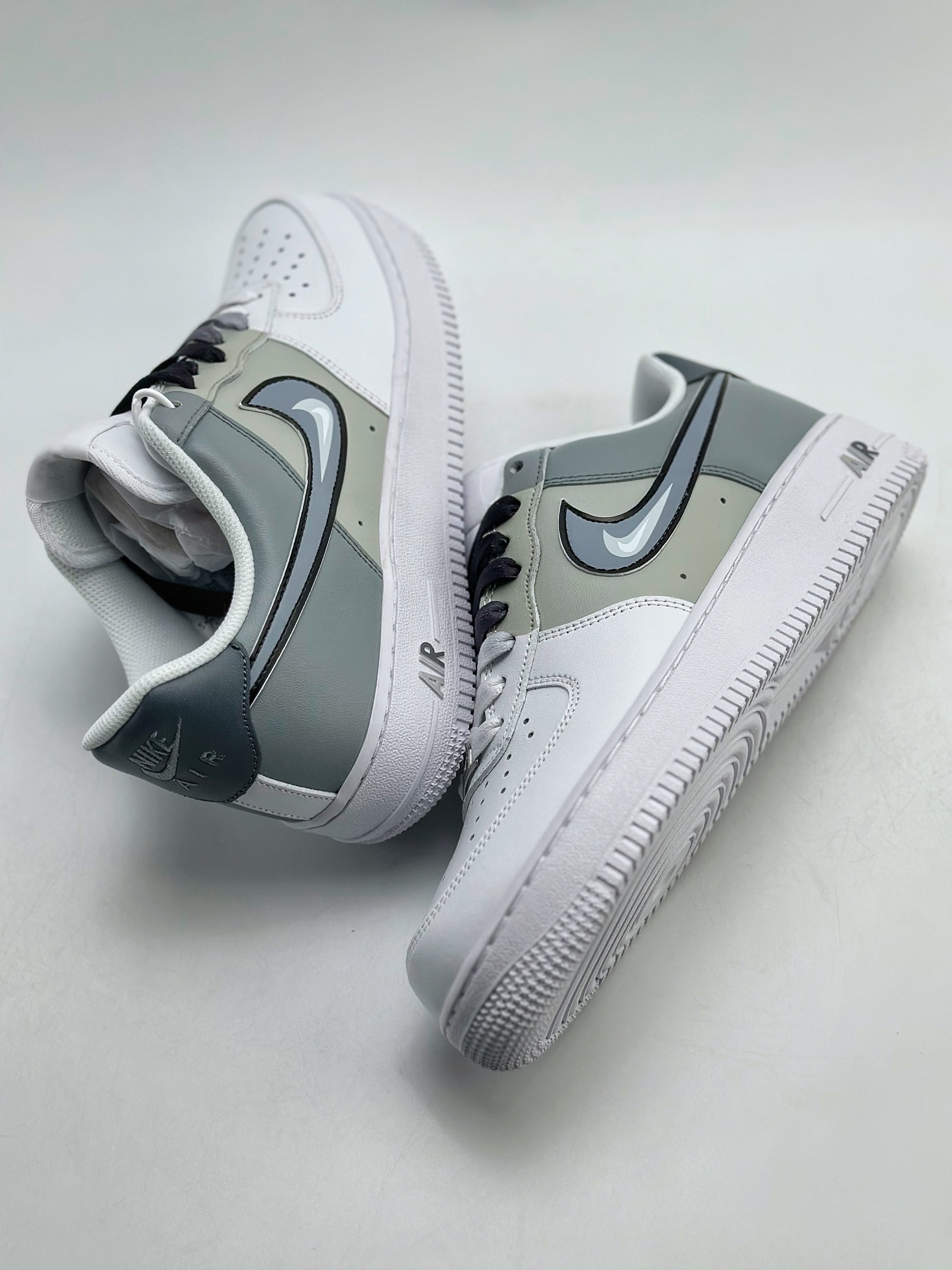 240 Nike Air Force 1 Low 07 极简手绘