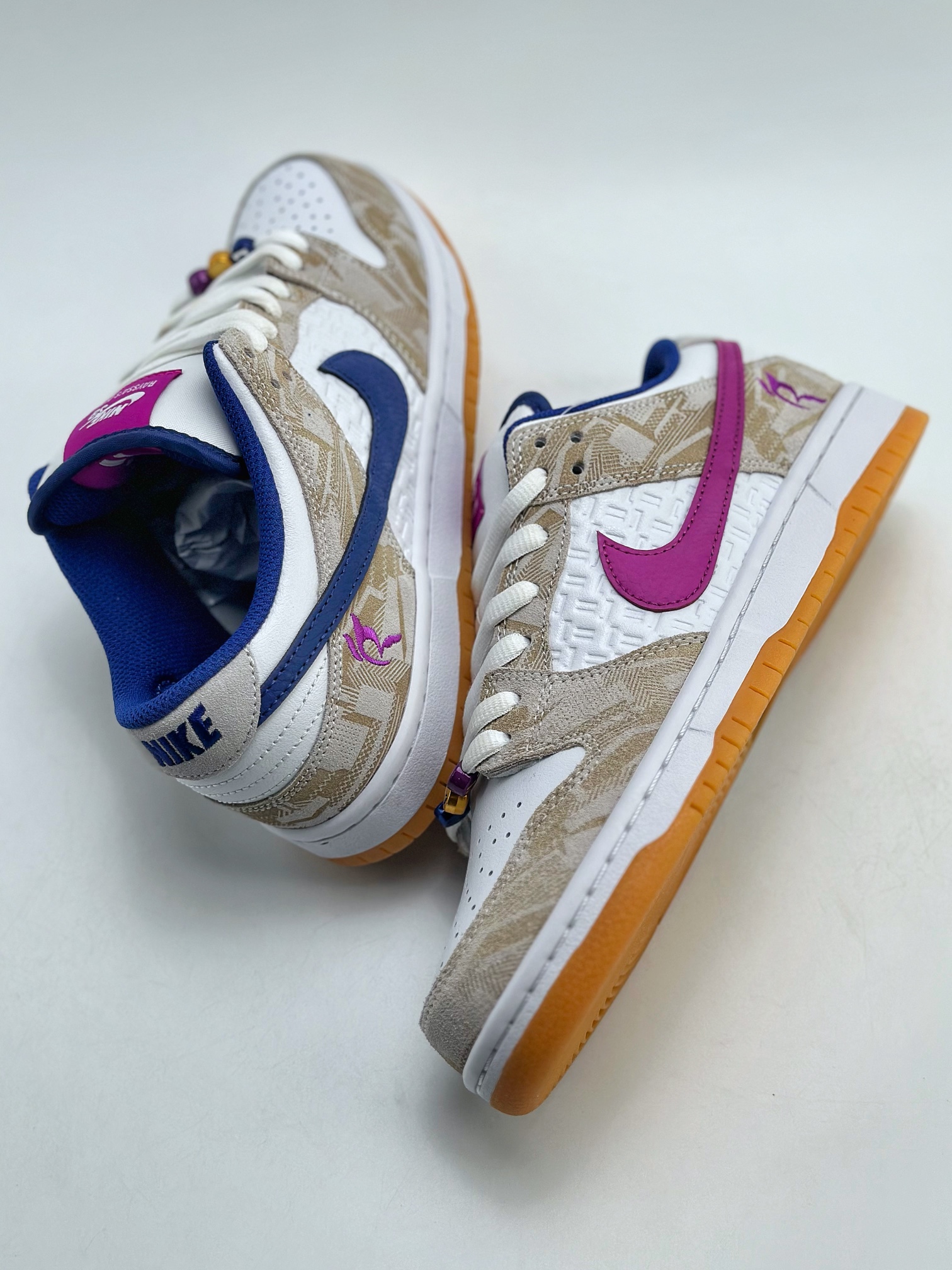 350 Nike SB Dunk Low x Rayssa Leal 紫白 FZ5251-001