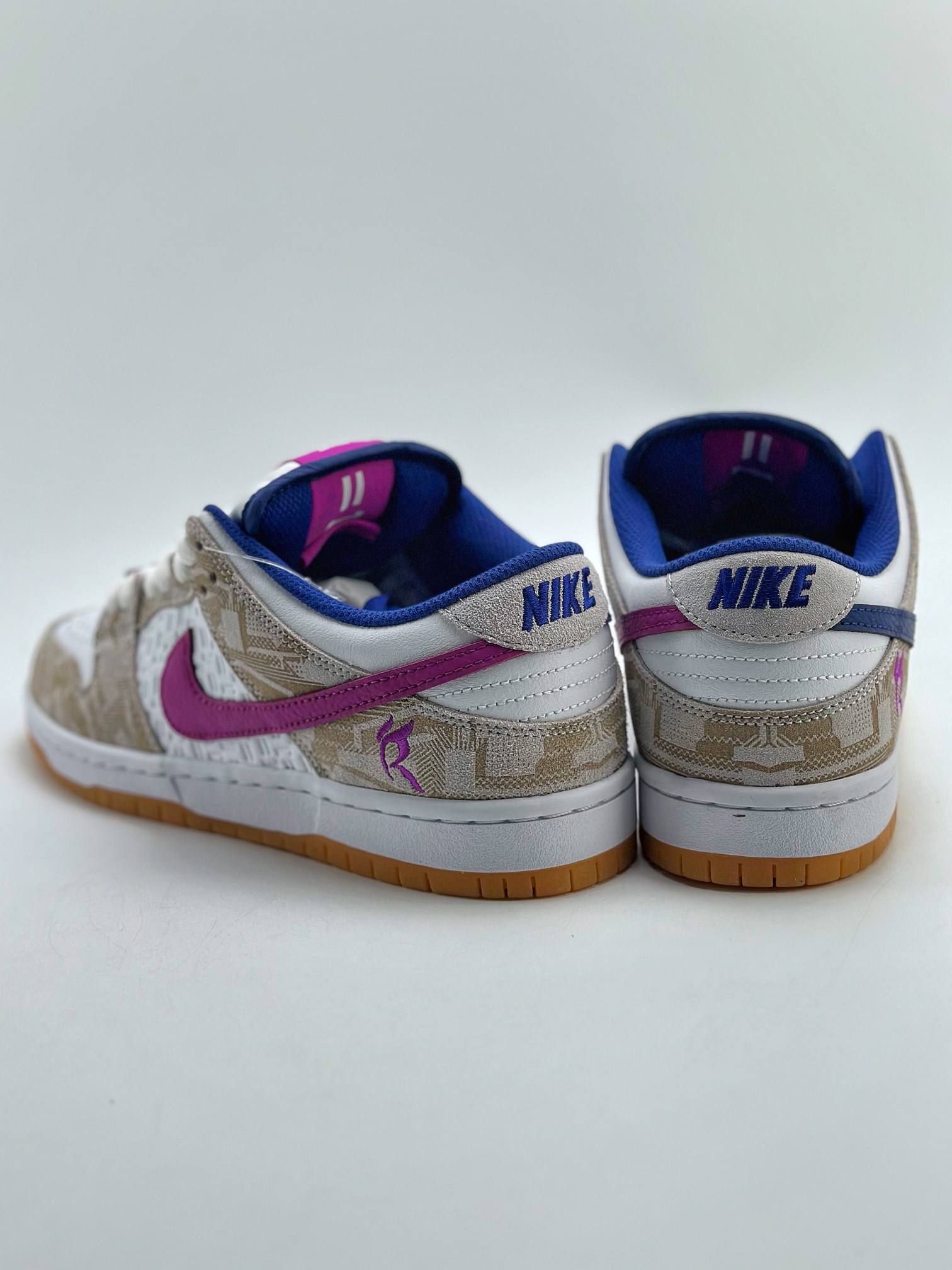 350 Nike SB Dunk Low x Rayssa Leal 紫白 FZ5251-001