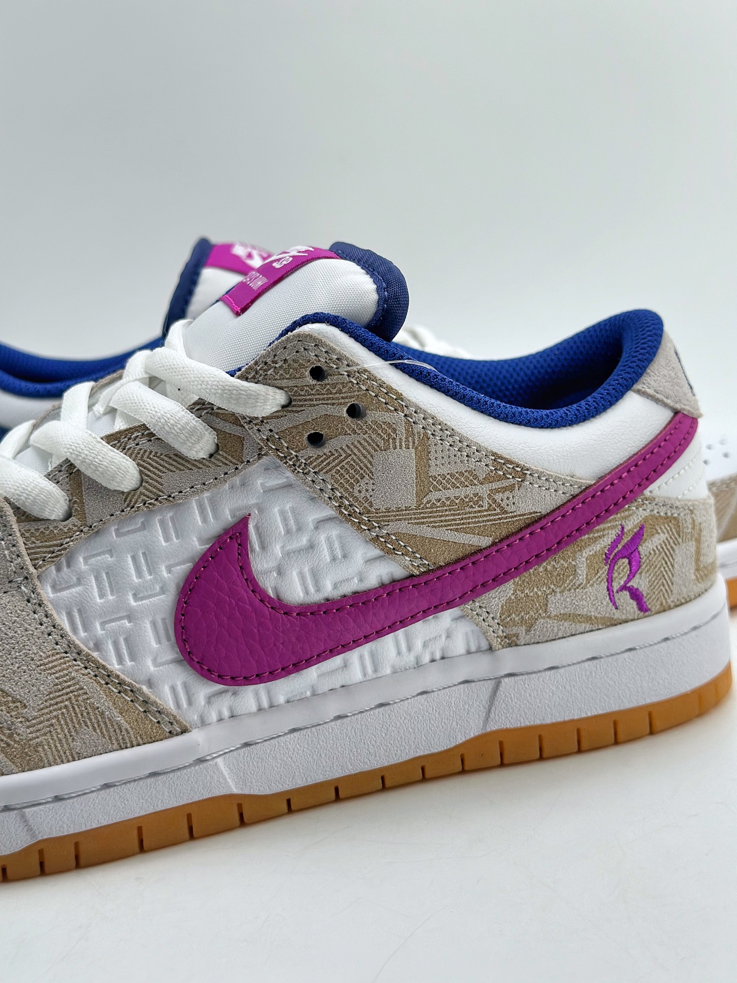 350 Nike SB Dunk Low x Rayssa Leal 紫白 FZ5251-001