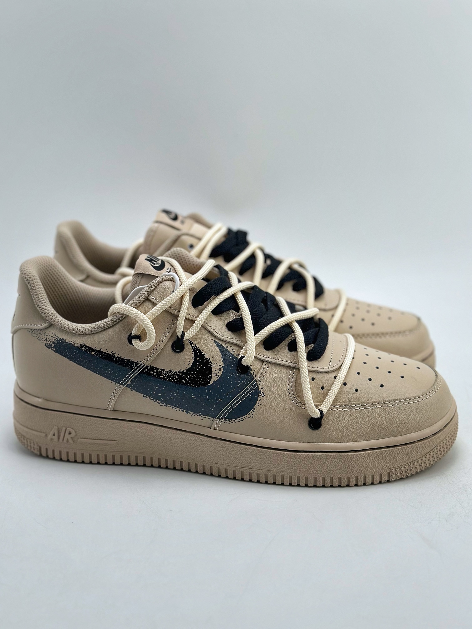 220 Nike Air Force 1 Low 07 野鹤制造 双勾绑带咖啡染 FD0660-100