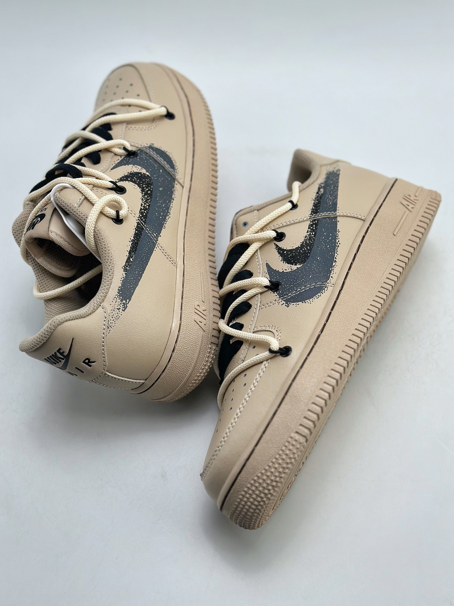 220 Nike Air Force 1 Low 07 野鹤制造 双勾绑带咖啡染 FD0660-100