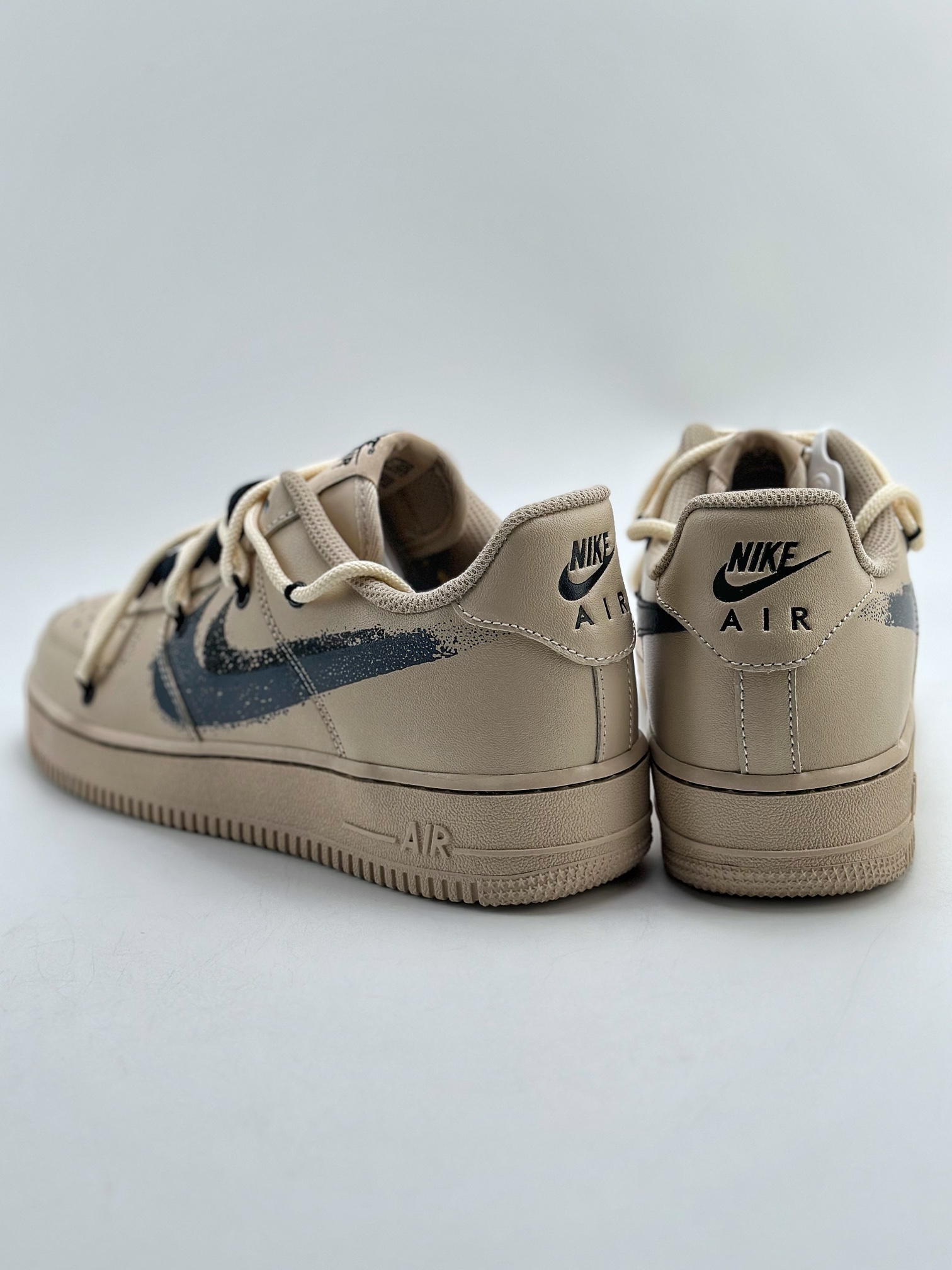 220 Nike Air Force 1 Low 07 野鹤制造 双勾绑带咖啡染 FD0660-100