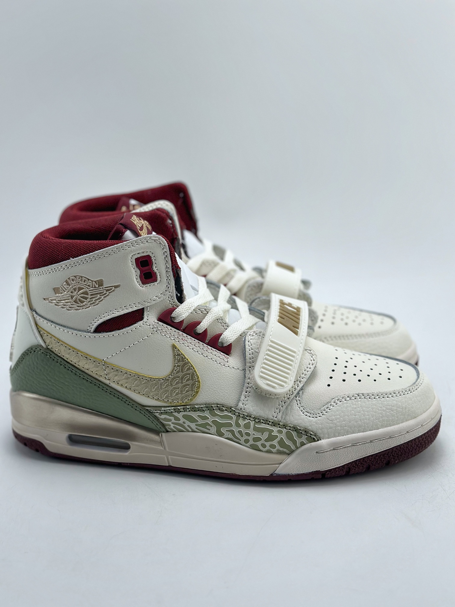 Nike Air Jordan Legacy 312 High Jordan's strongest three-in-one hybrid version FZ5047-120