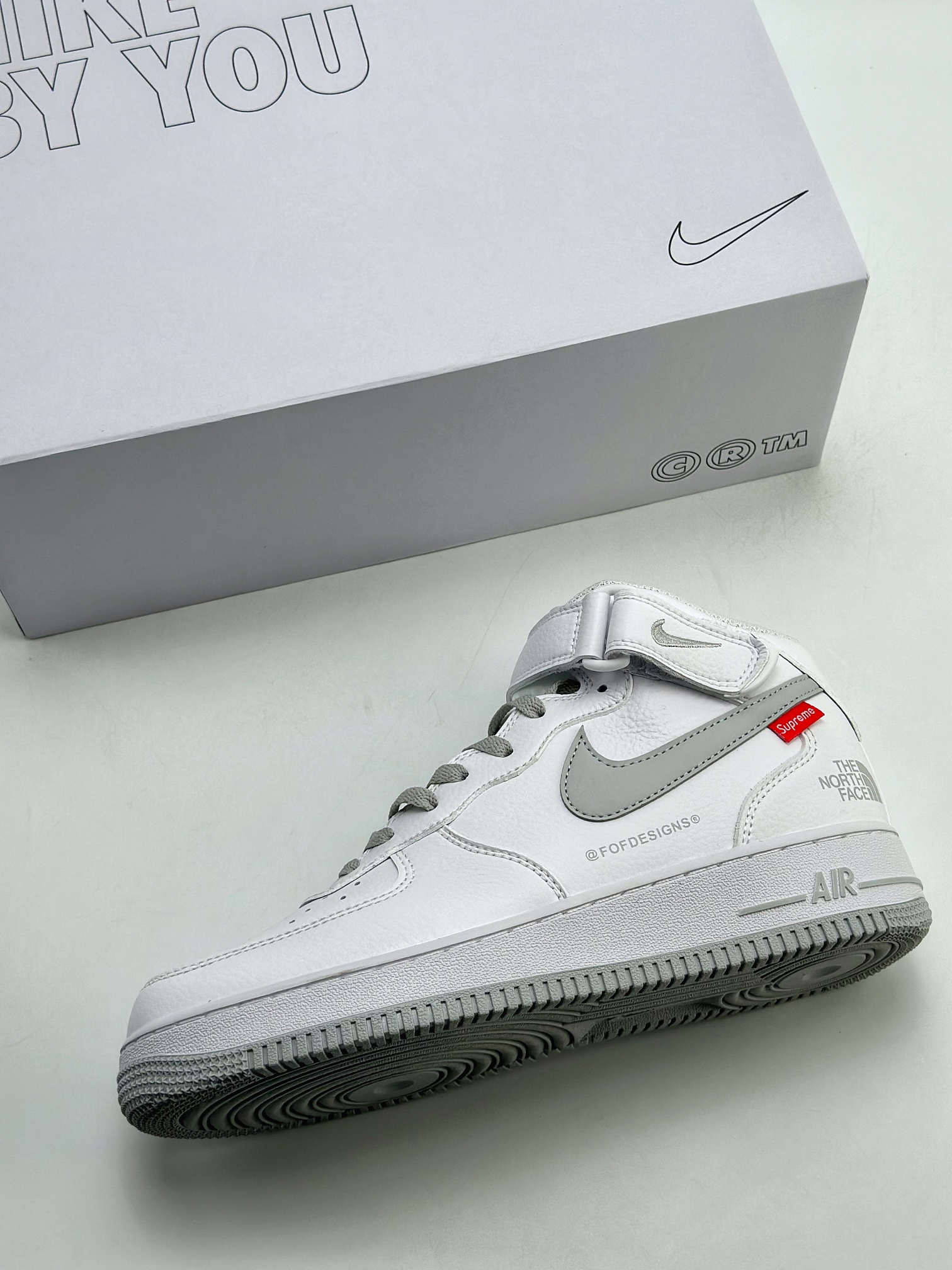 240 Nike Air Force 1 Low 07 x Supreme x Off White 三方联名白银 CW2288-111