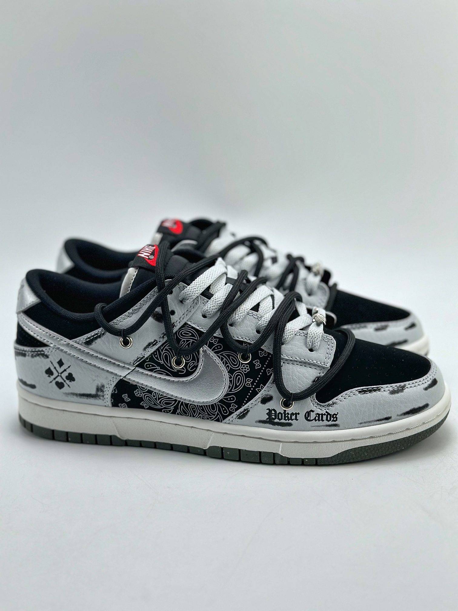 Nike SB Dunk Low Triple Lab Dark Poker DM0108-001