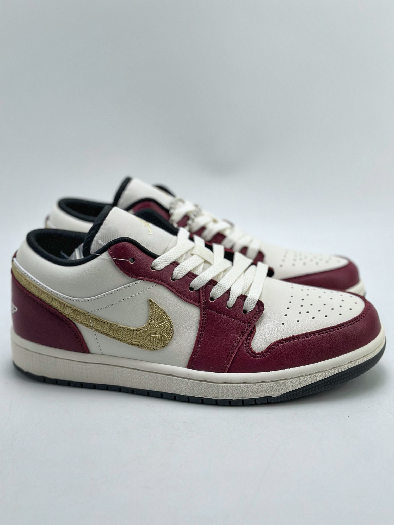 220 Air Jordan 1 Low SE "Year of the Dragon" 龙年限定白金红 FJ5735-100