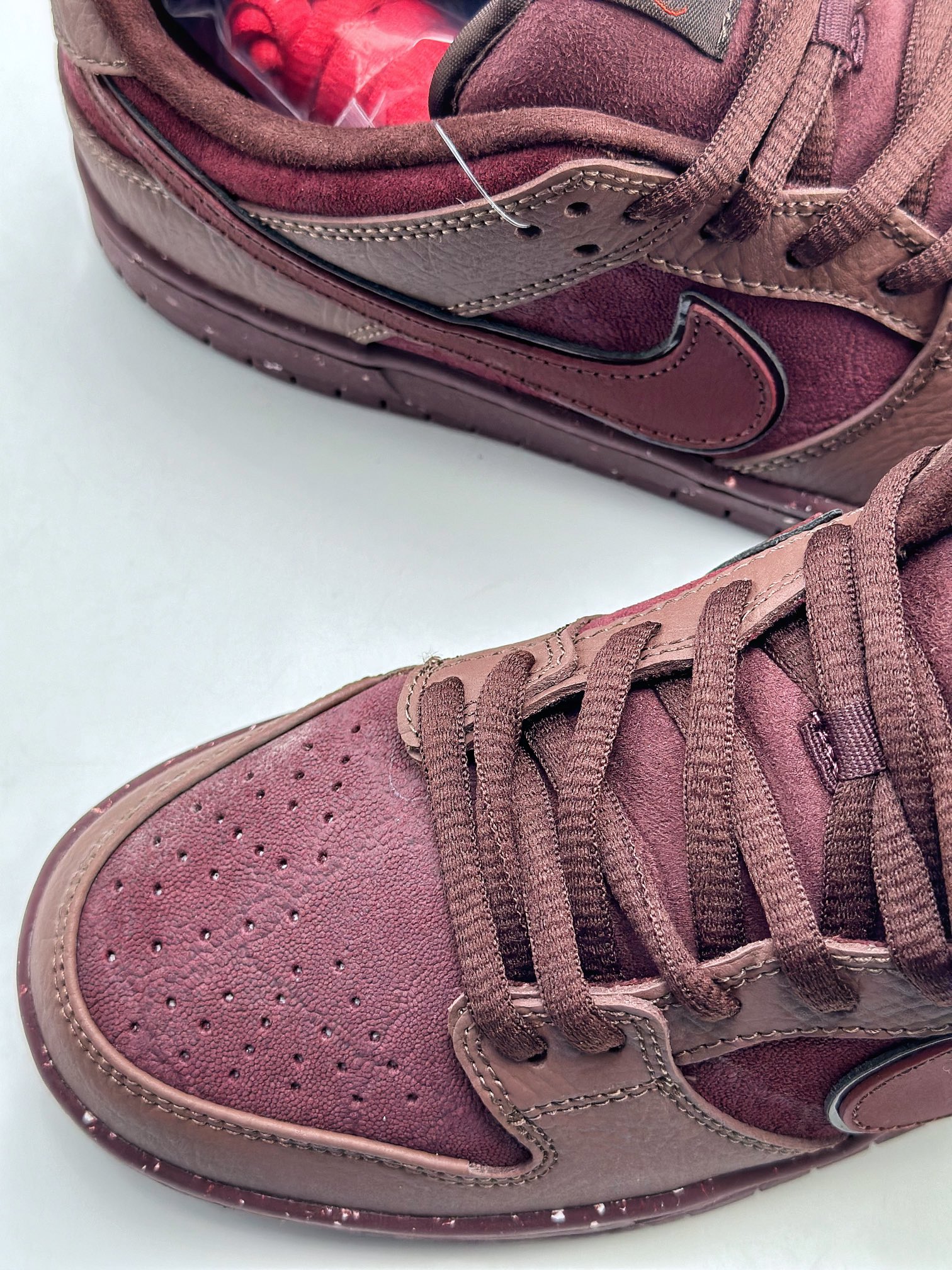 170 NIKE SB Dunk Low "Valentine's Day" 酒红翻毛情人节 FN0619-600