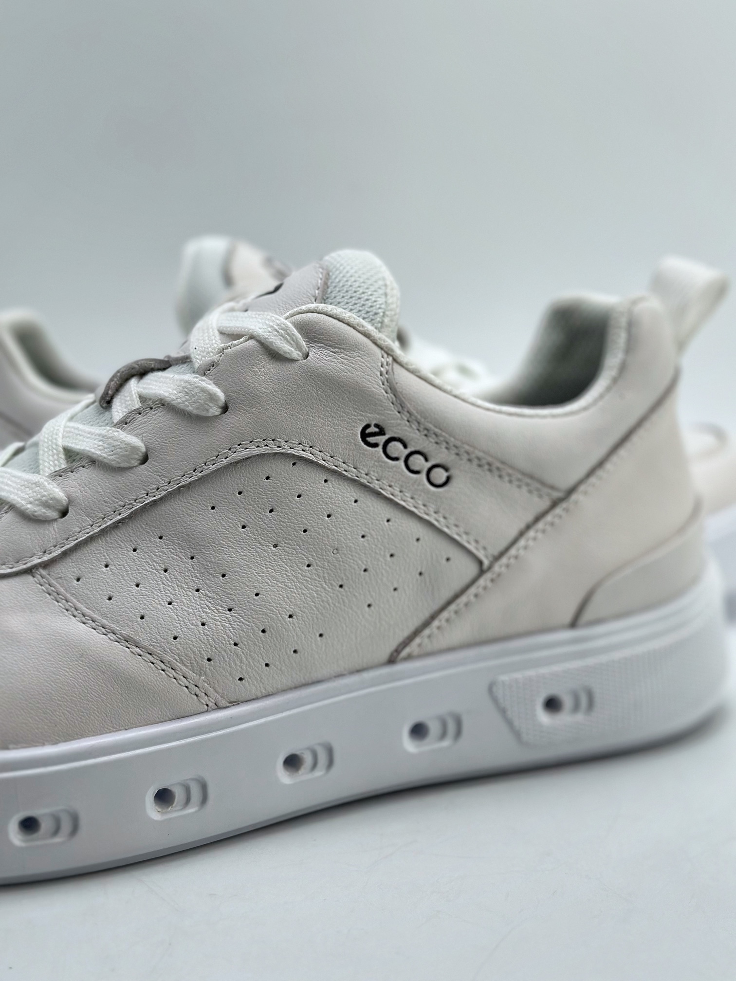 ECCO/ECCO sports running shoes/casual shoes quality steel stamped logo exclusive official website customization