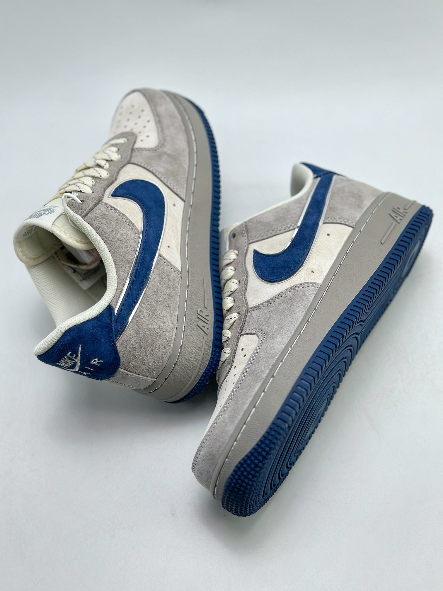 260 Nike Air Force 1 Low 07 大友克洋 麂皮灰蓝 DJ3966-133