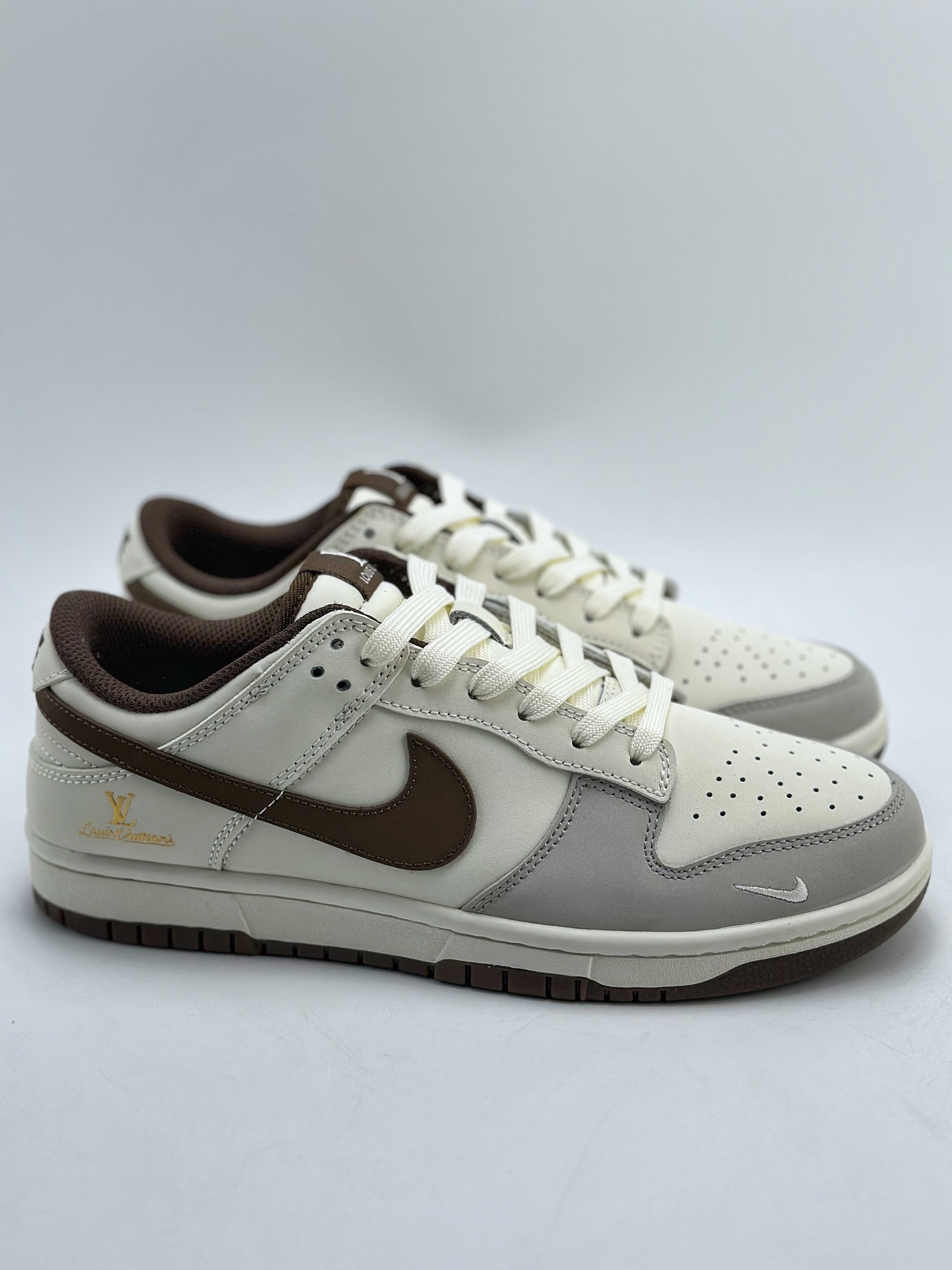 260 Nike SB Dunk Low x Louis Vuitton 白灰棕 JH8037-922