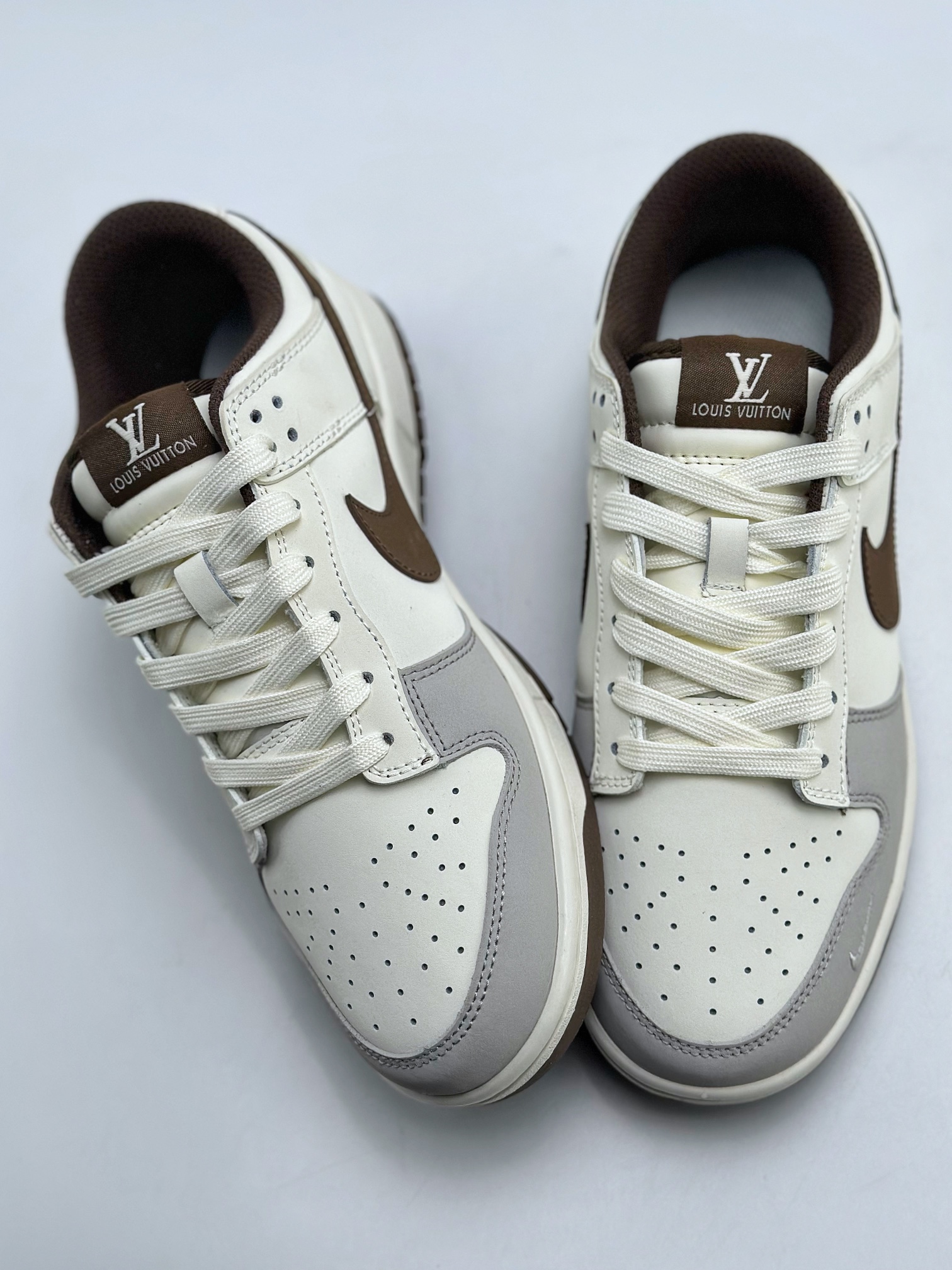 260 Nike SB Dunk Low x Louis Vuitton 白灰棕 JH8037-922