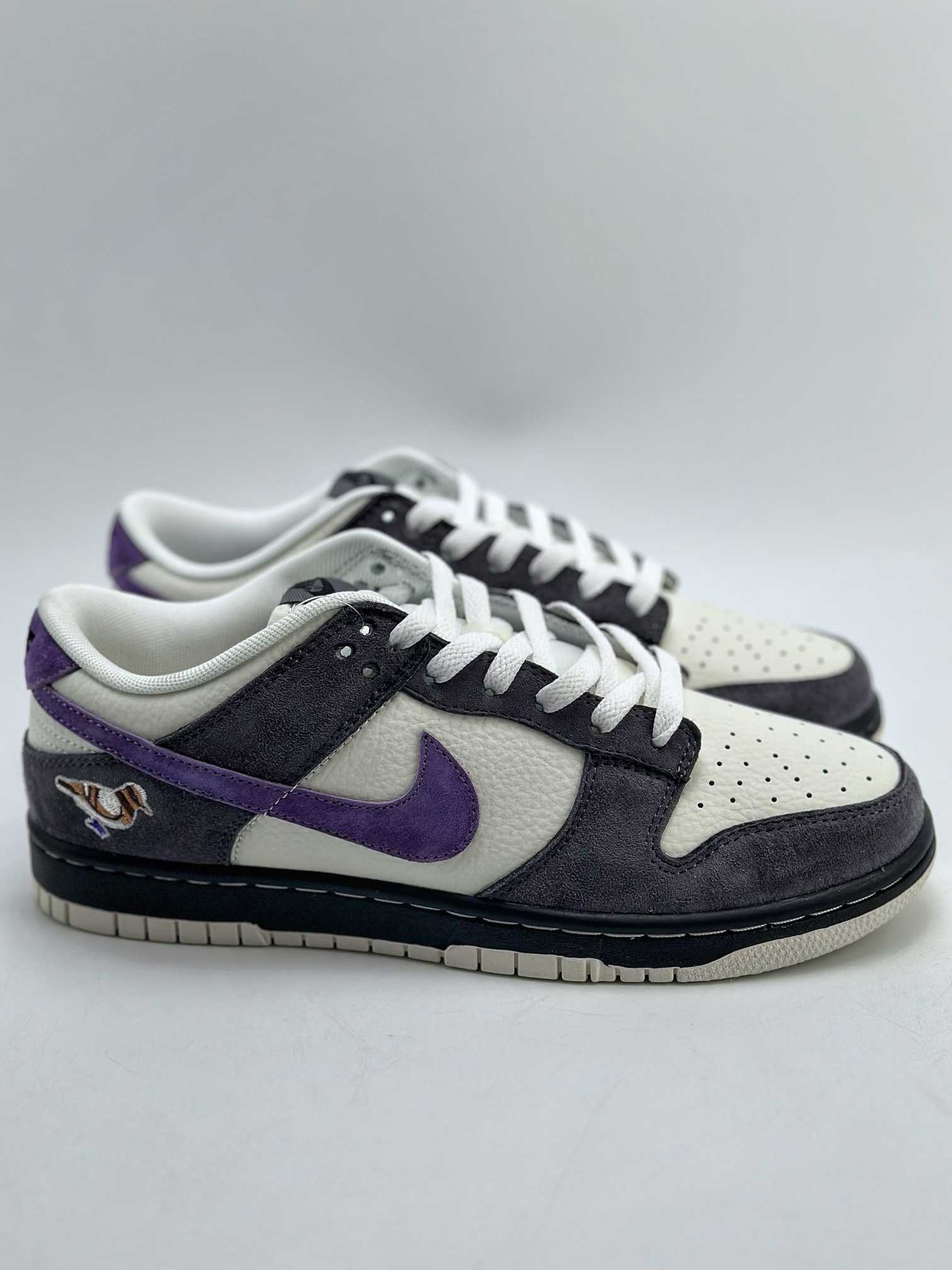 300 Nike SB Dunk Low x Otomo Katsuhiro 大友克洋 "Steamboy OST" 麂皮紫鸽子 UT7790-332