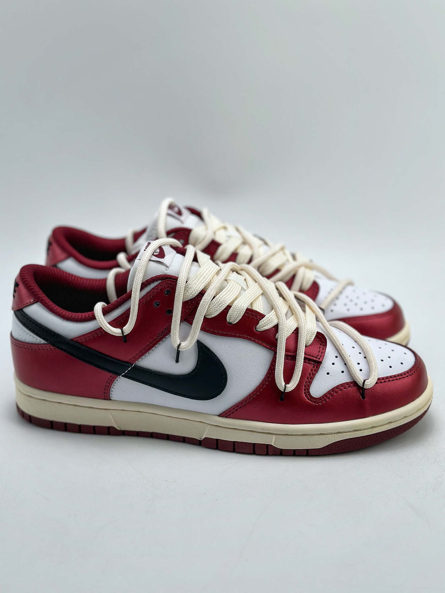 260 Nike SB Dunk Low PRM 红酒庄园 做旧复古芝加哥 FJ4555-100