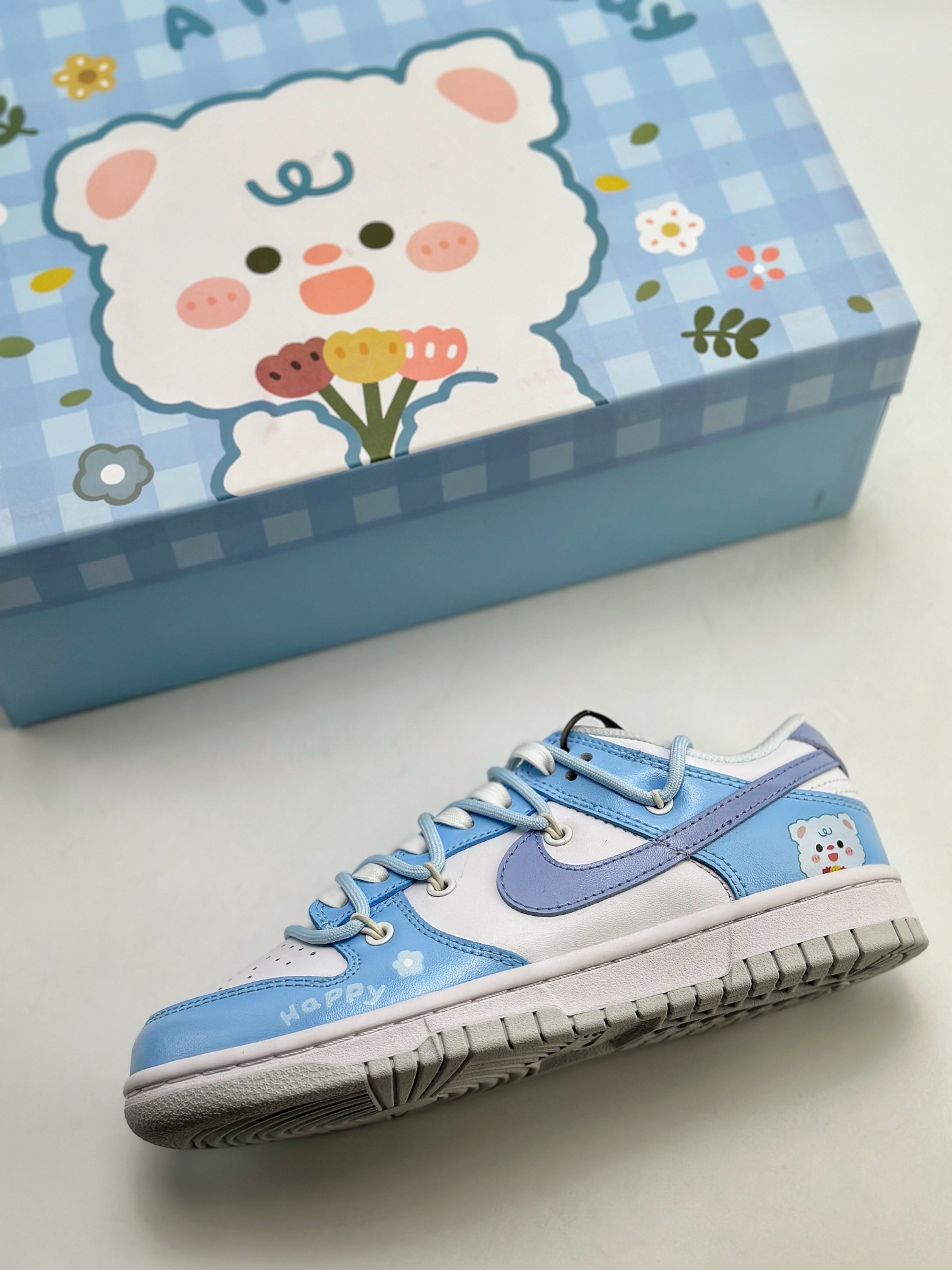 Nike SB Dunk Low Happy Bear Cute Girl DH7965-102