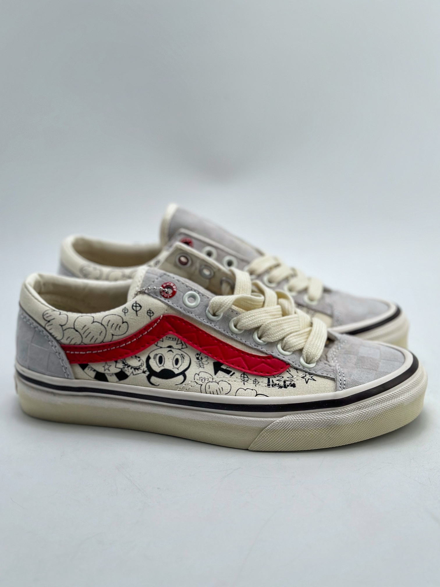 170 新品出货 Vans x The Monste 泡泡玛特联名 VN000CDECCZ