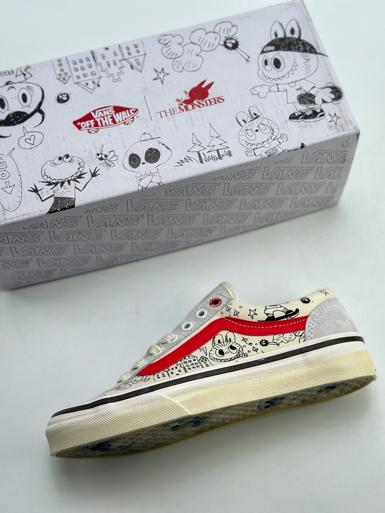 170 新品出货 Vans x The Monste 泡泡玛特联名 VN000CDECCZ