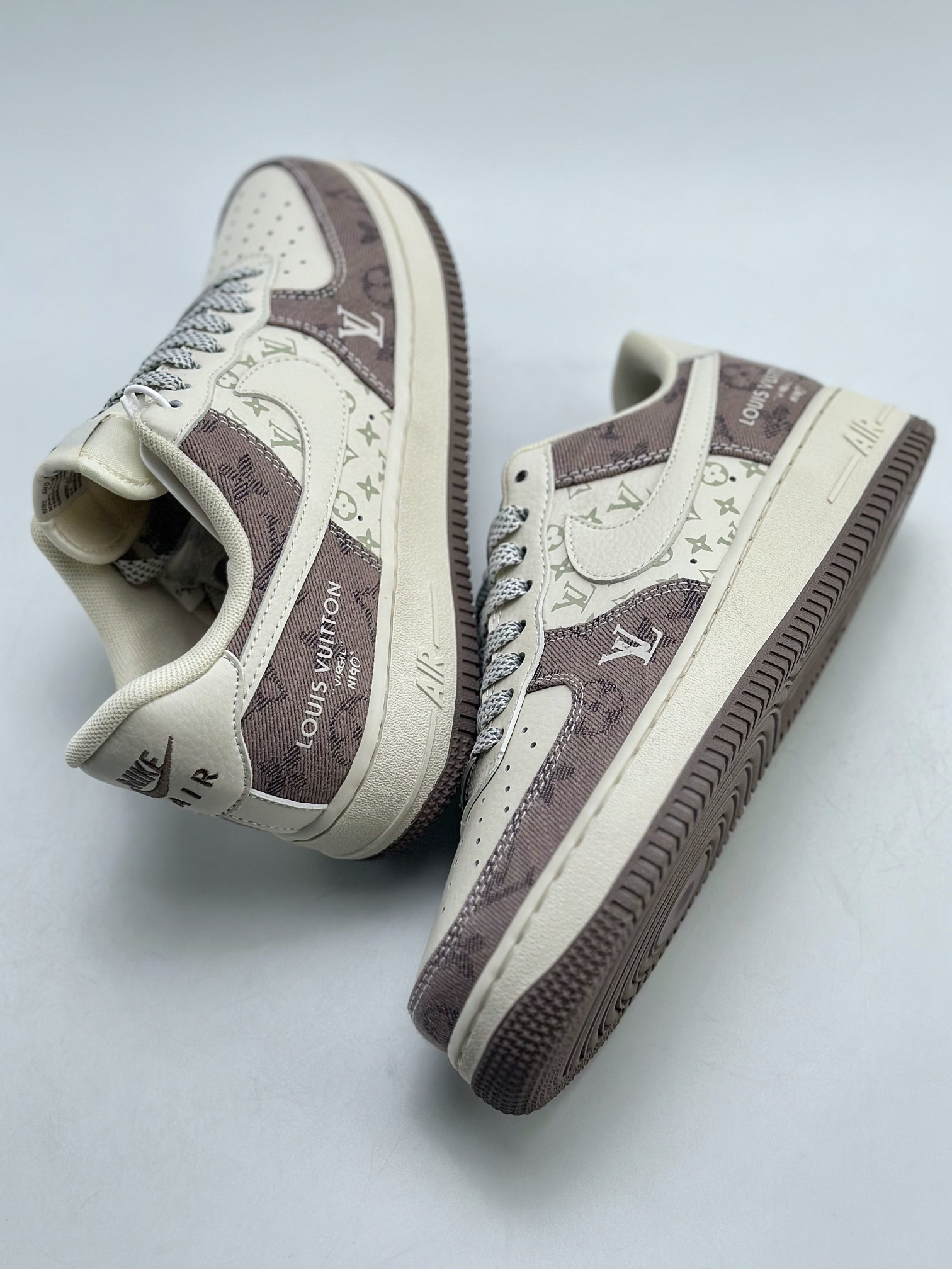 260 Nike Air Force 1 Low 07 x Louis Vuitton 米白牛仔布拼接 DH7566-200