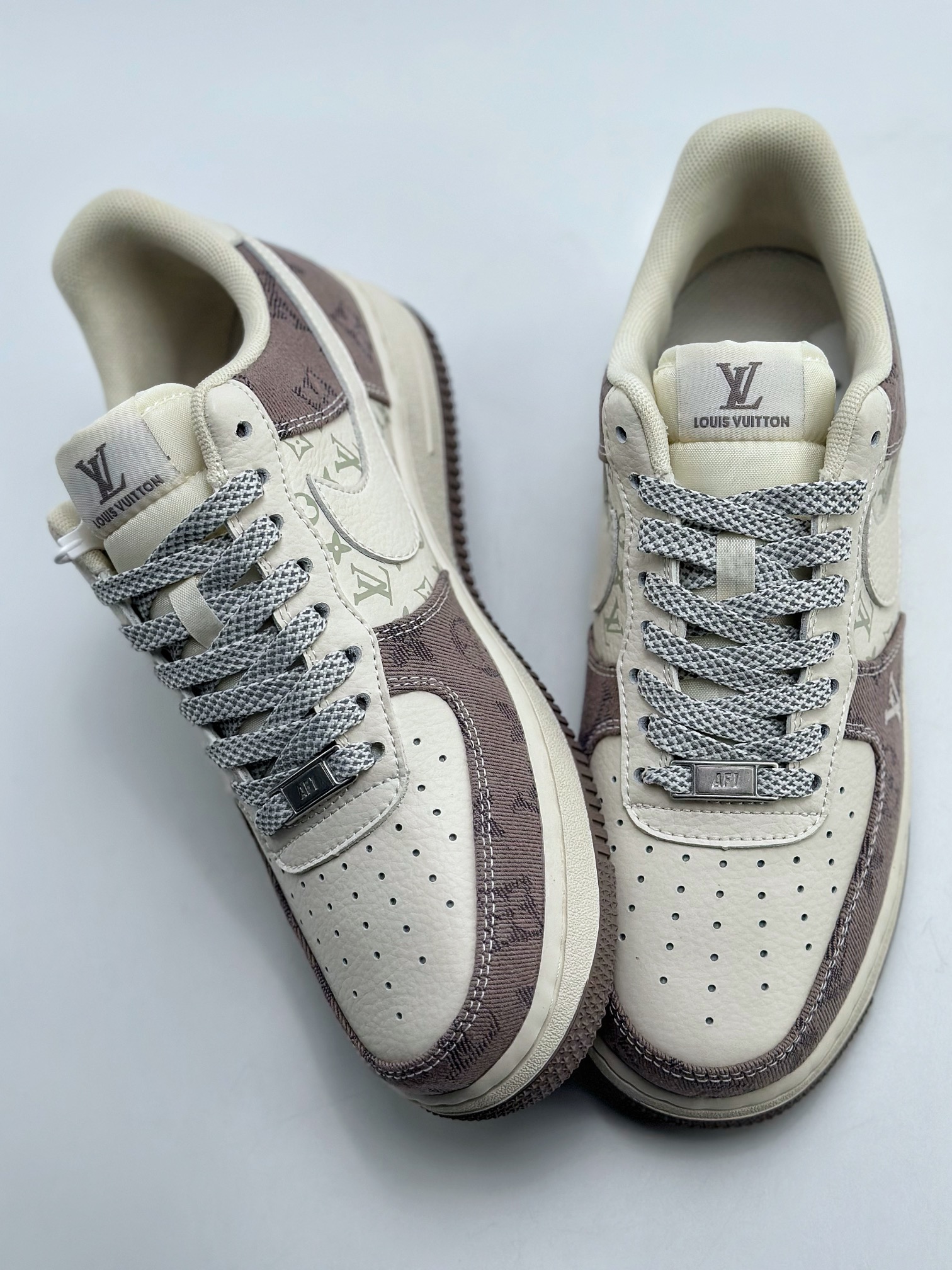 260 Nike Air Force 1 Low 07 x Louis Vuitton 米白牛仔布拼接 DH7566-200